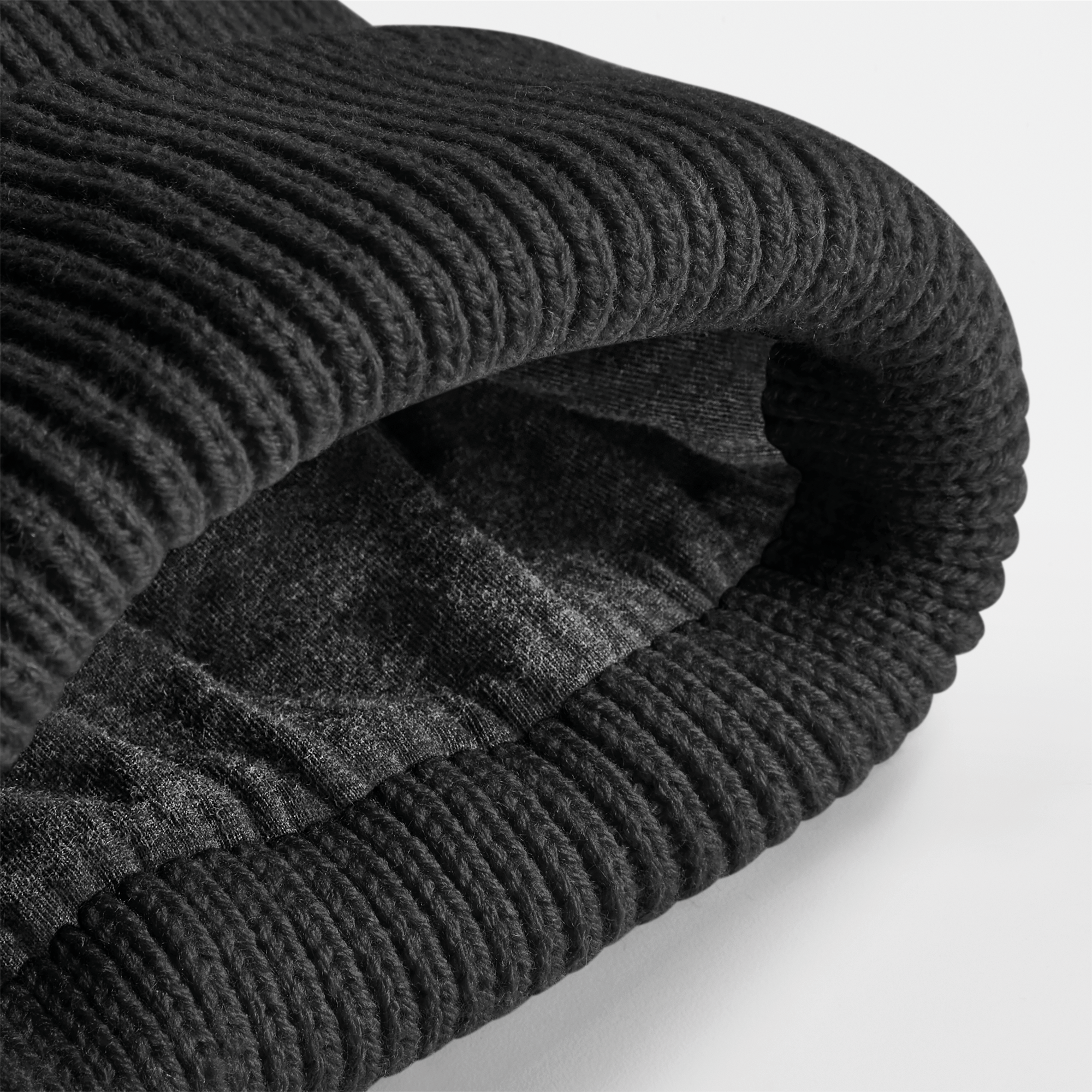 Bonnet respirant coupe-vent.