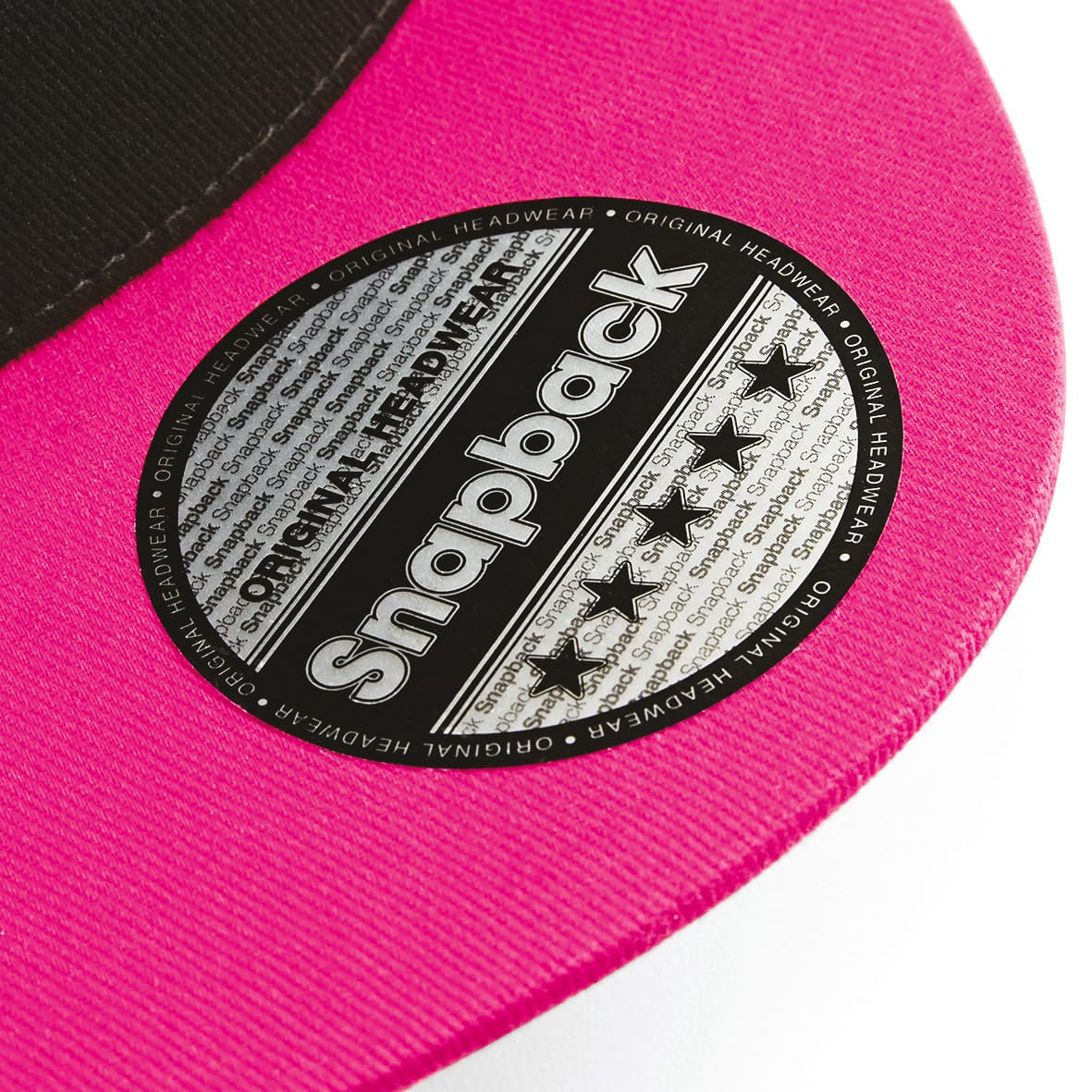 Boné Snapback com contraste - 5 painéis