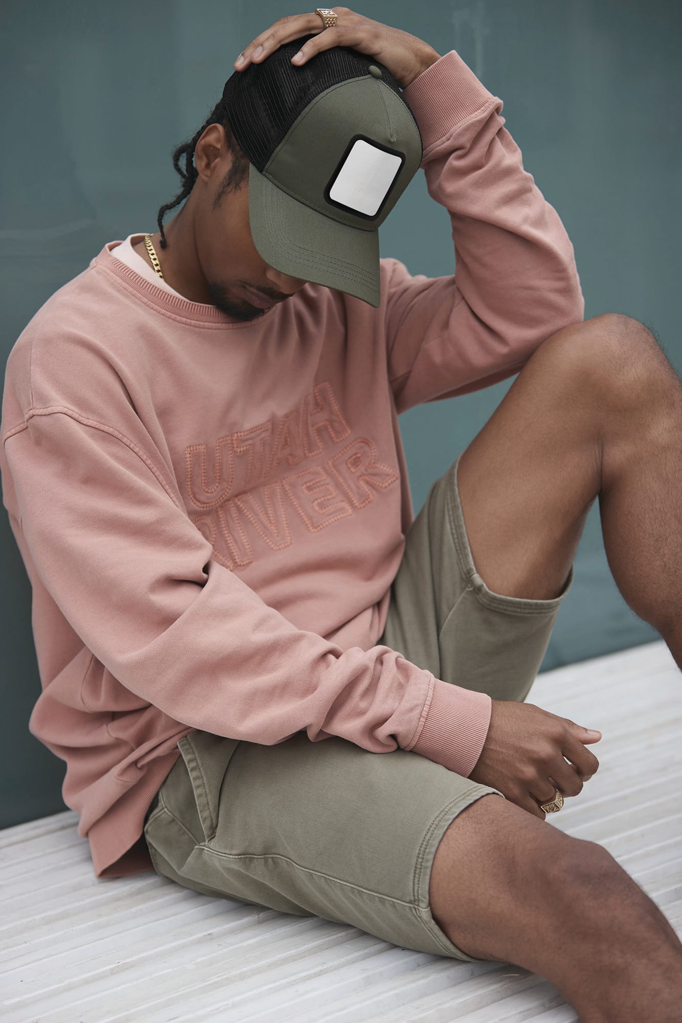 Boné trucker com 5 painéis com patch quadrado