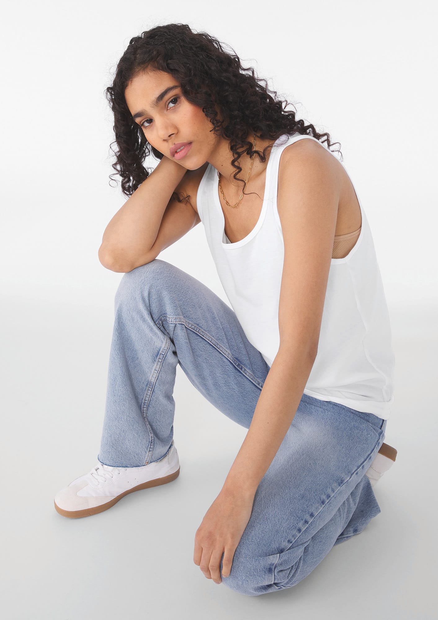 UNISEX JERSEY TANK T-shirt cava unissexo