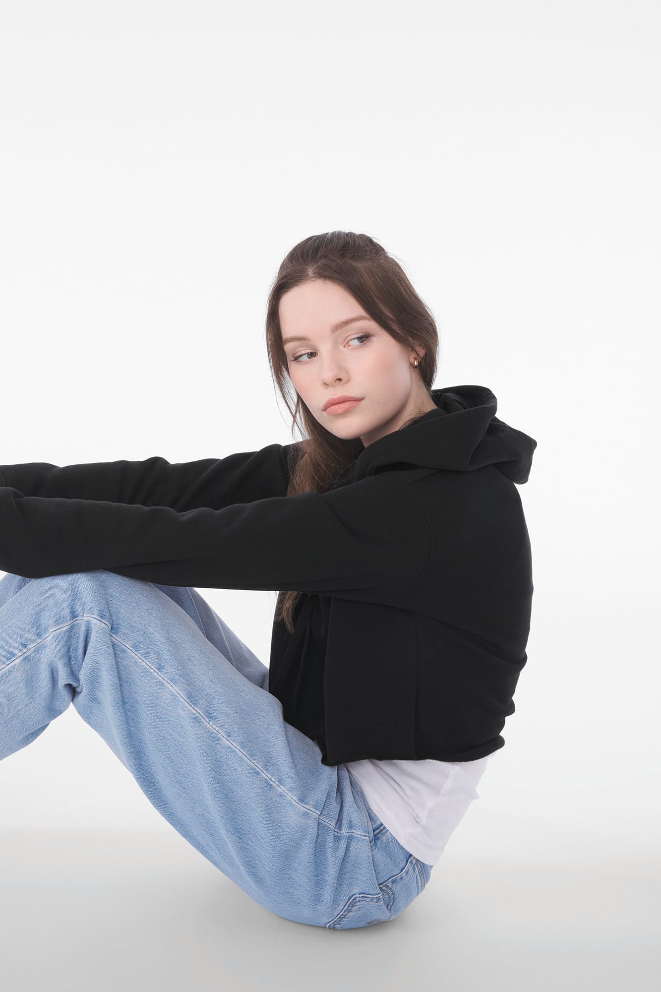 Sweatshirt «CROP» com capuz