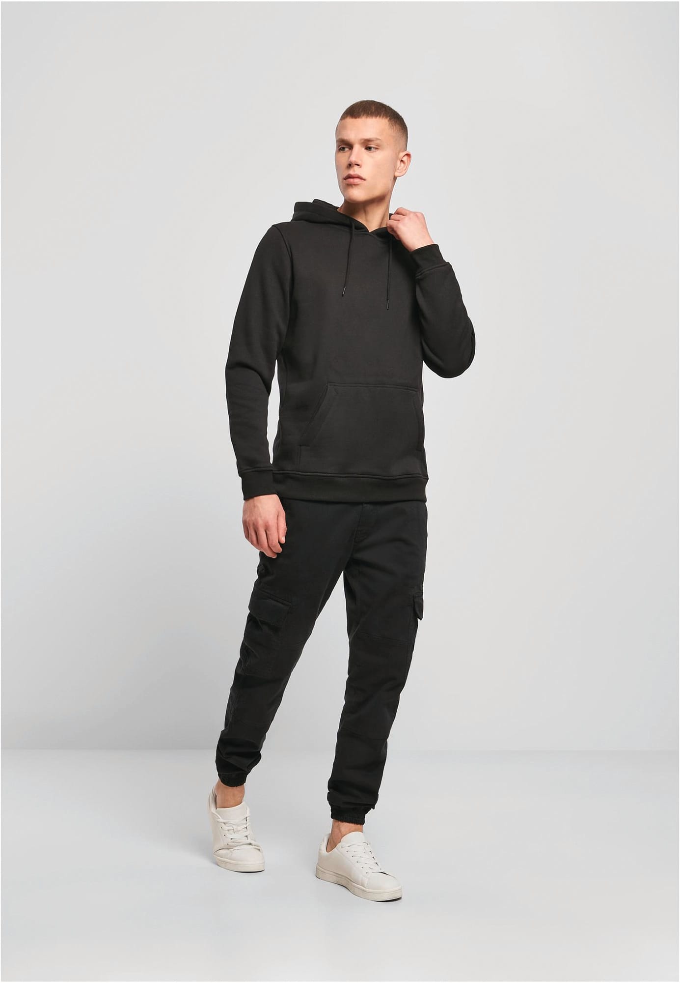 Sudadera con capucha de tejido grueso