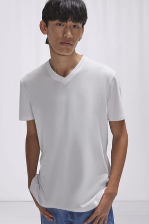 T-shirt met V-hals #150