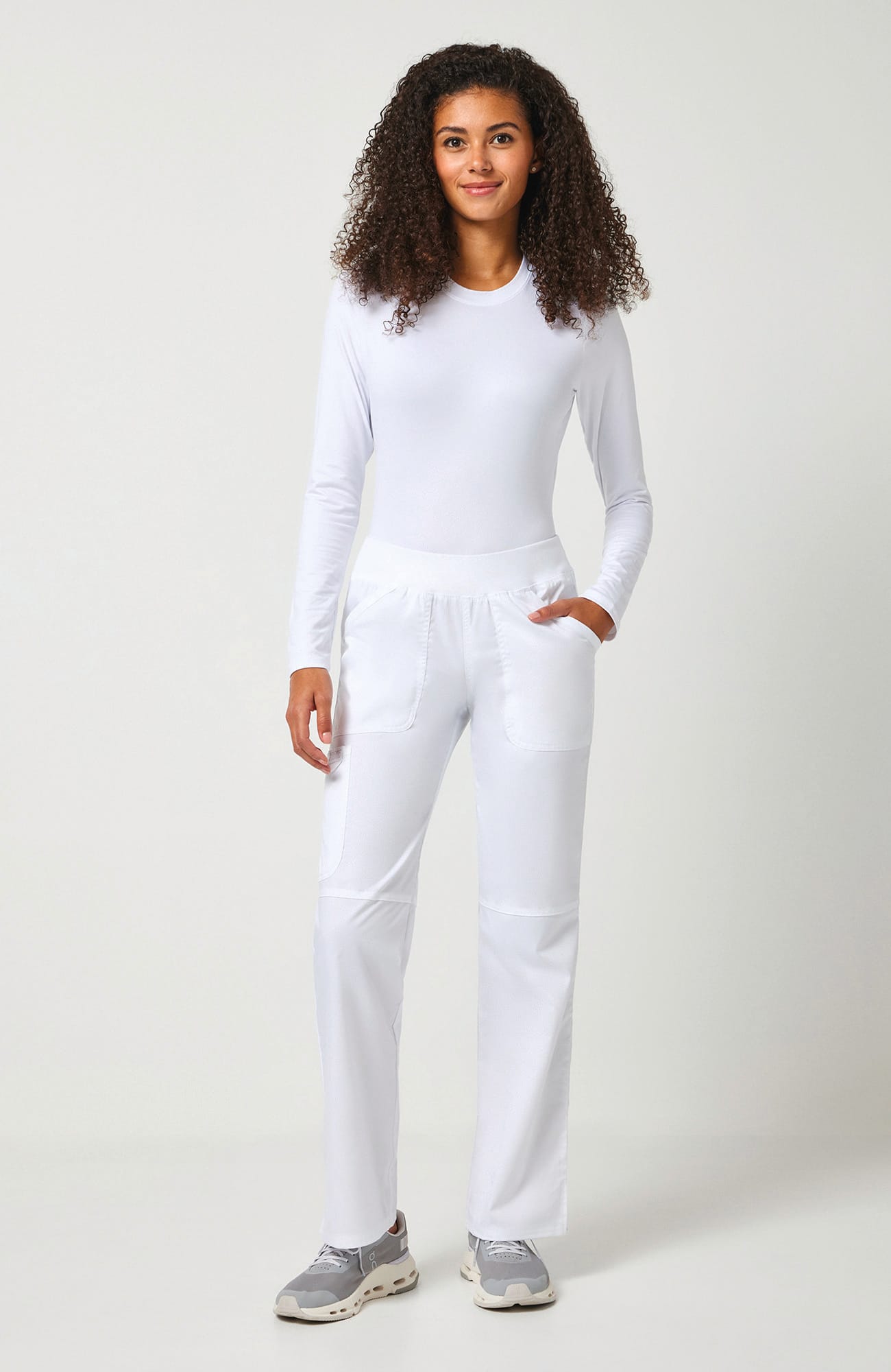 Pantalones tipo cargo de tiro medio mujer