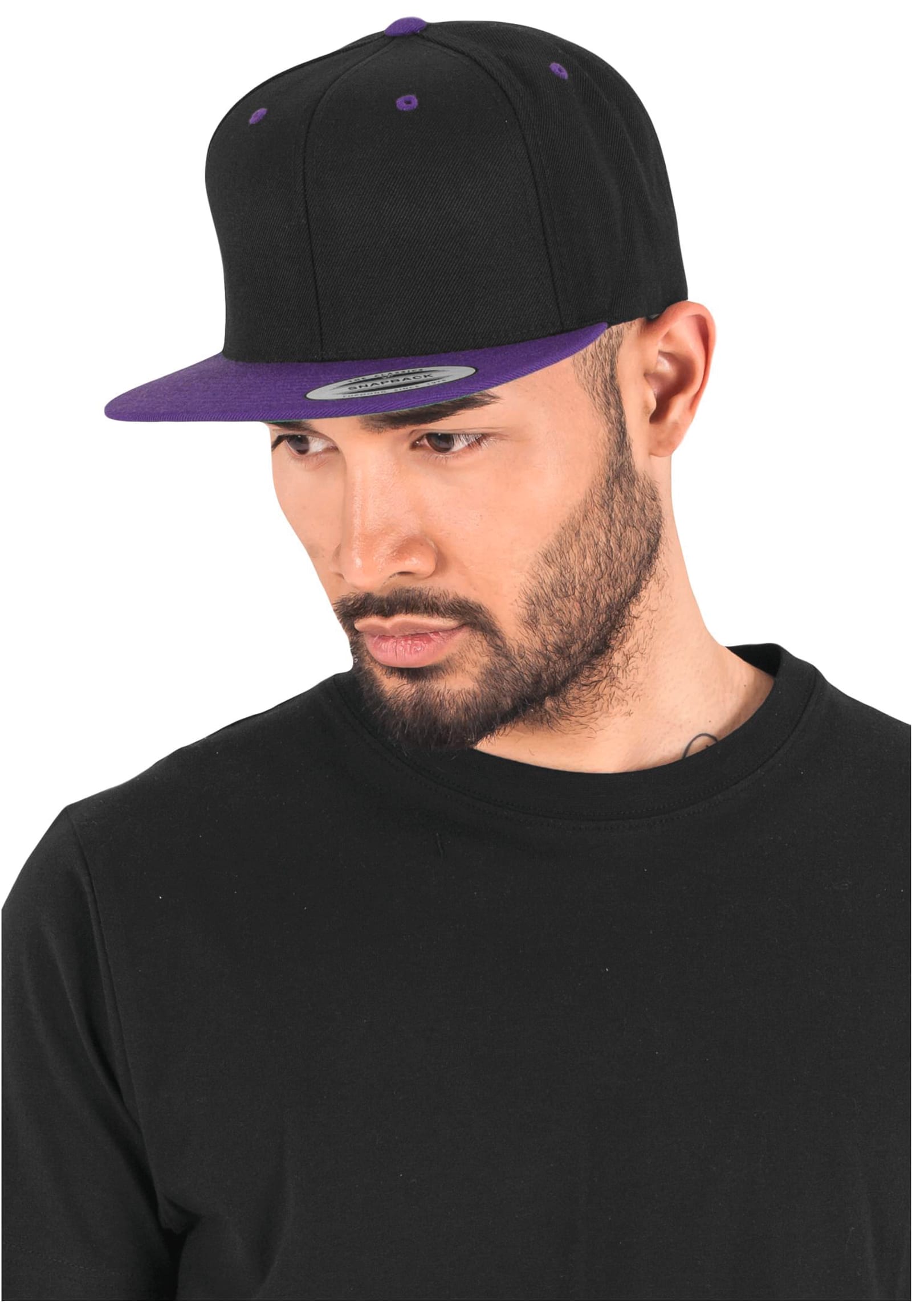 Classic snapbackpet in twee kleuren