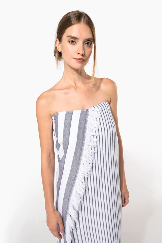 Striped fringed fouta