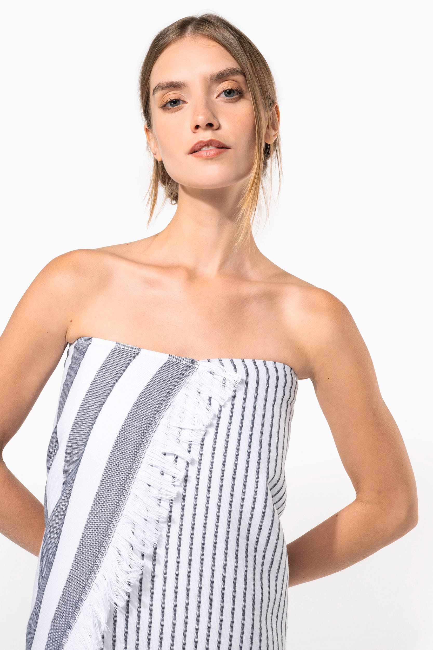 Fouta rayée avec franges