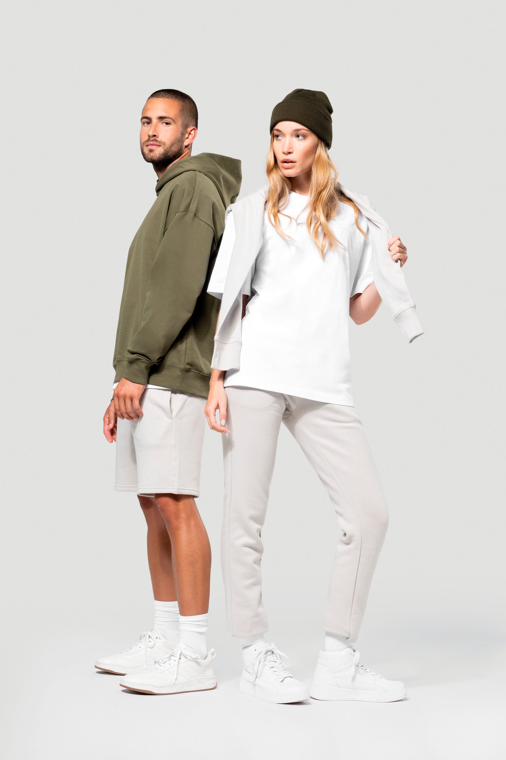 Sweatshirt à capuche molleton oversize unisexe