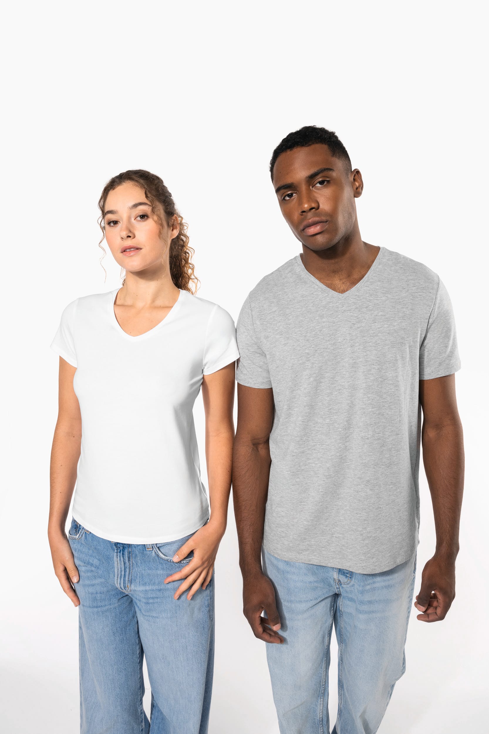 T-shirt col V manches courtes femme - Image 11