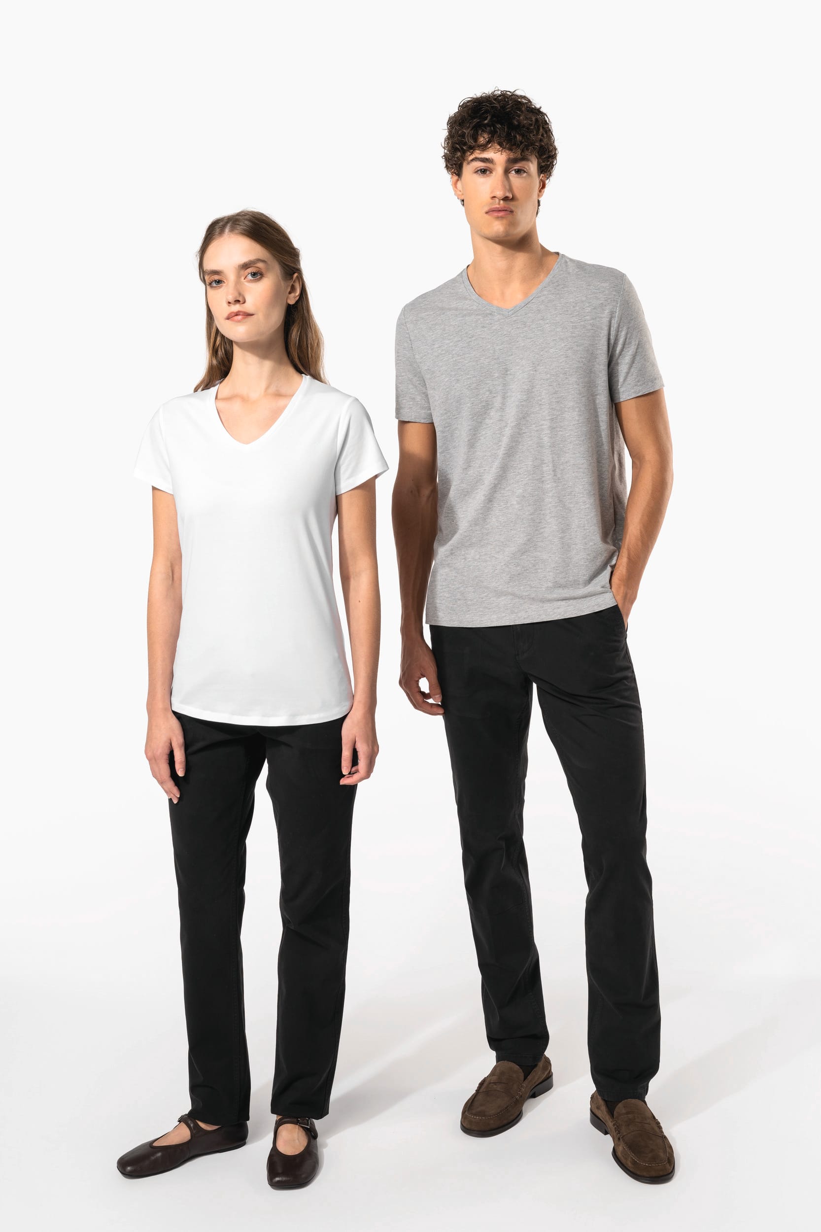 T-shirt col V manches courtes femme - Image 8