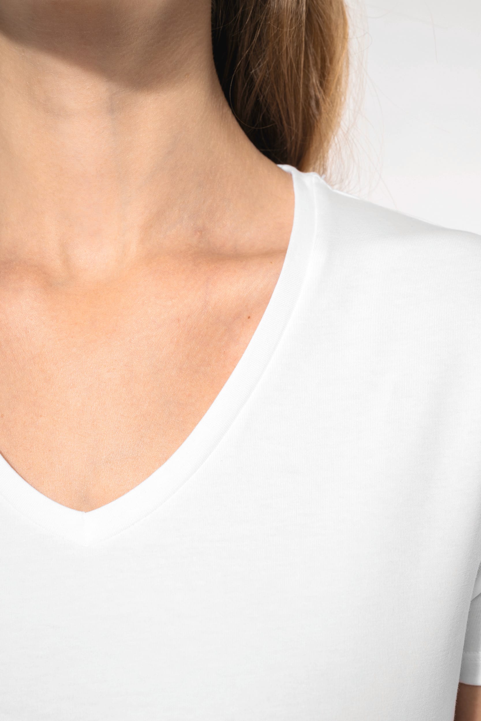 T-shirt col V manches courtes femme - Image 4