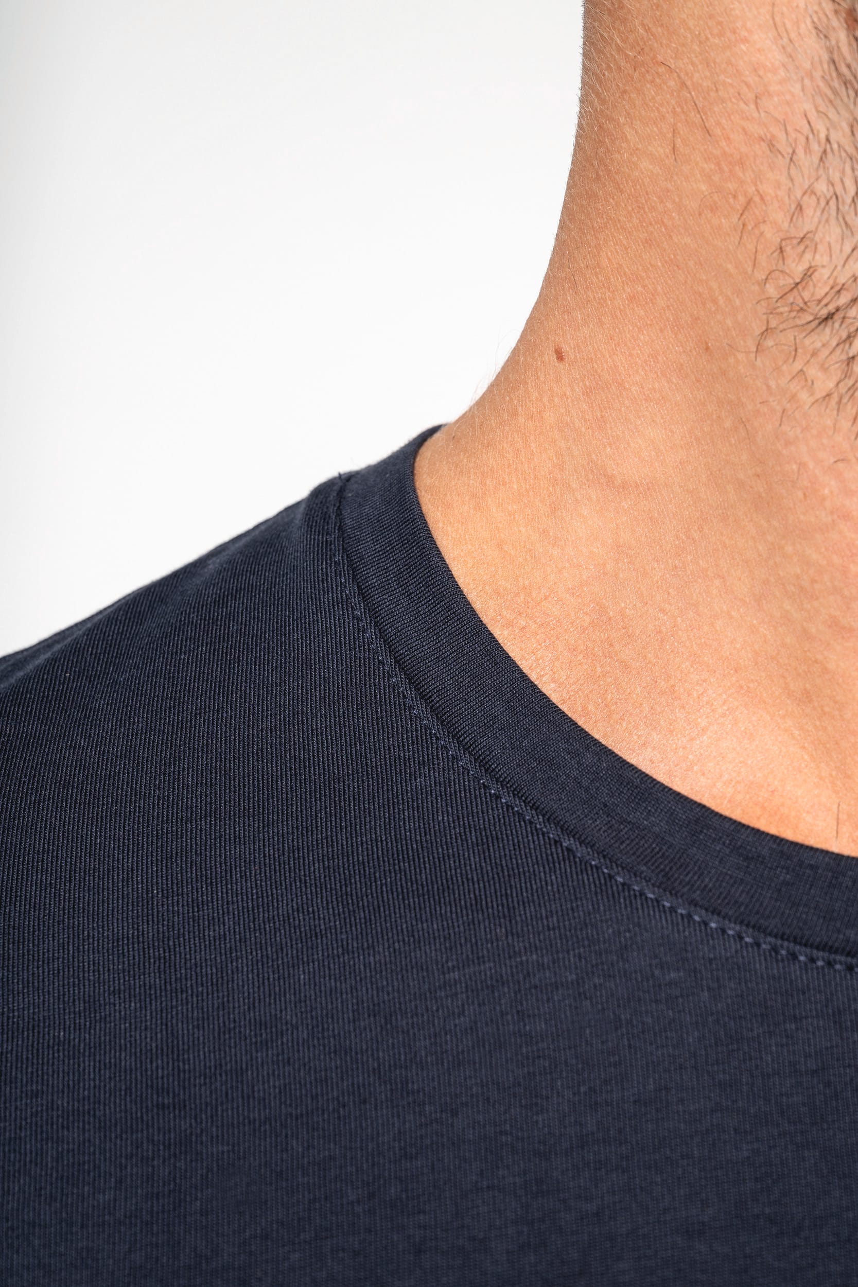 T-shirt col rond manches courtes homme