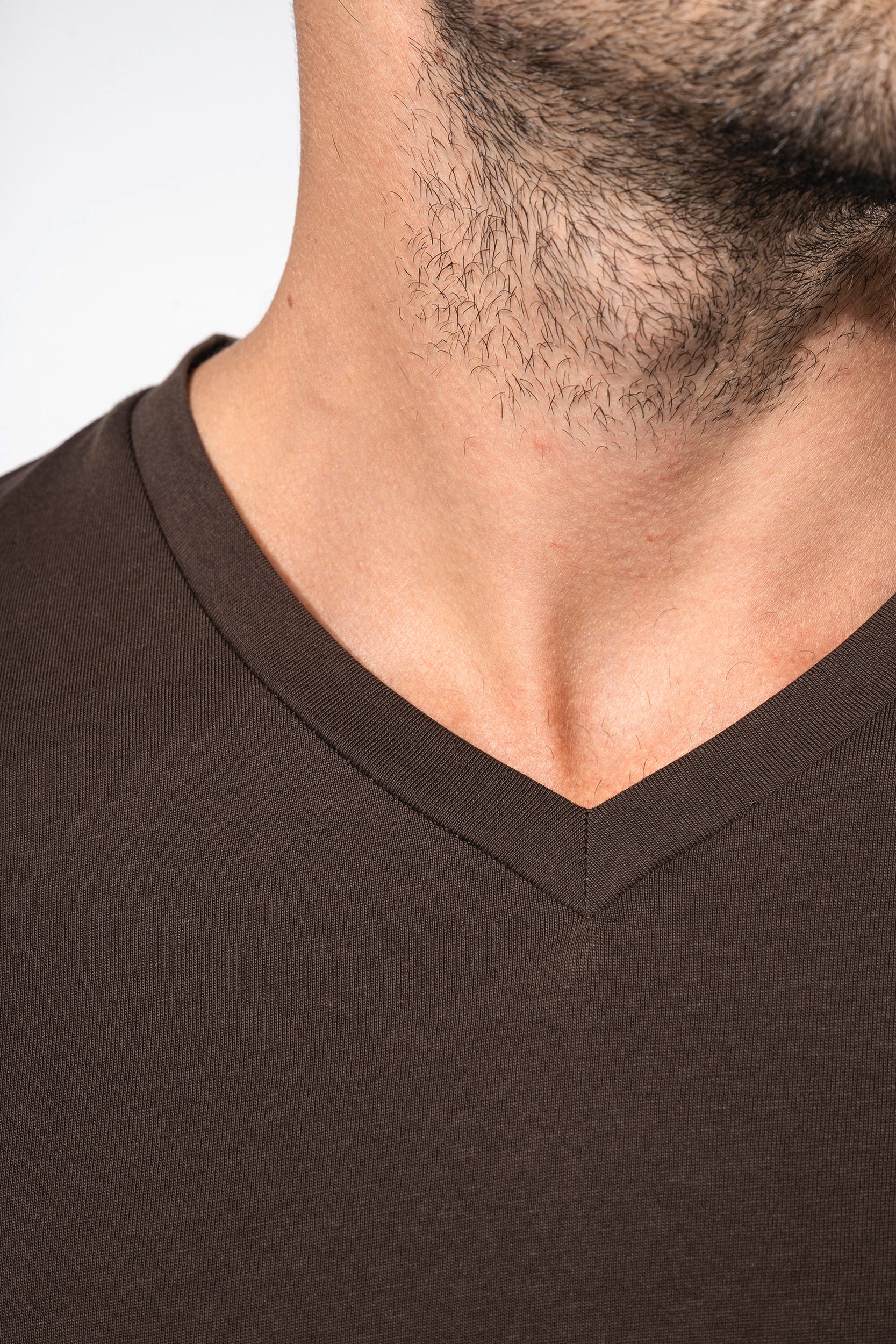 T-shirt col V manches courtes homme - Image 3