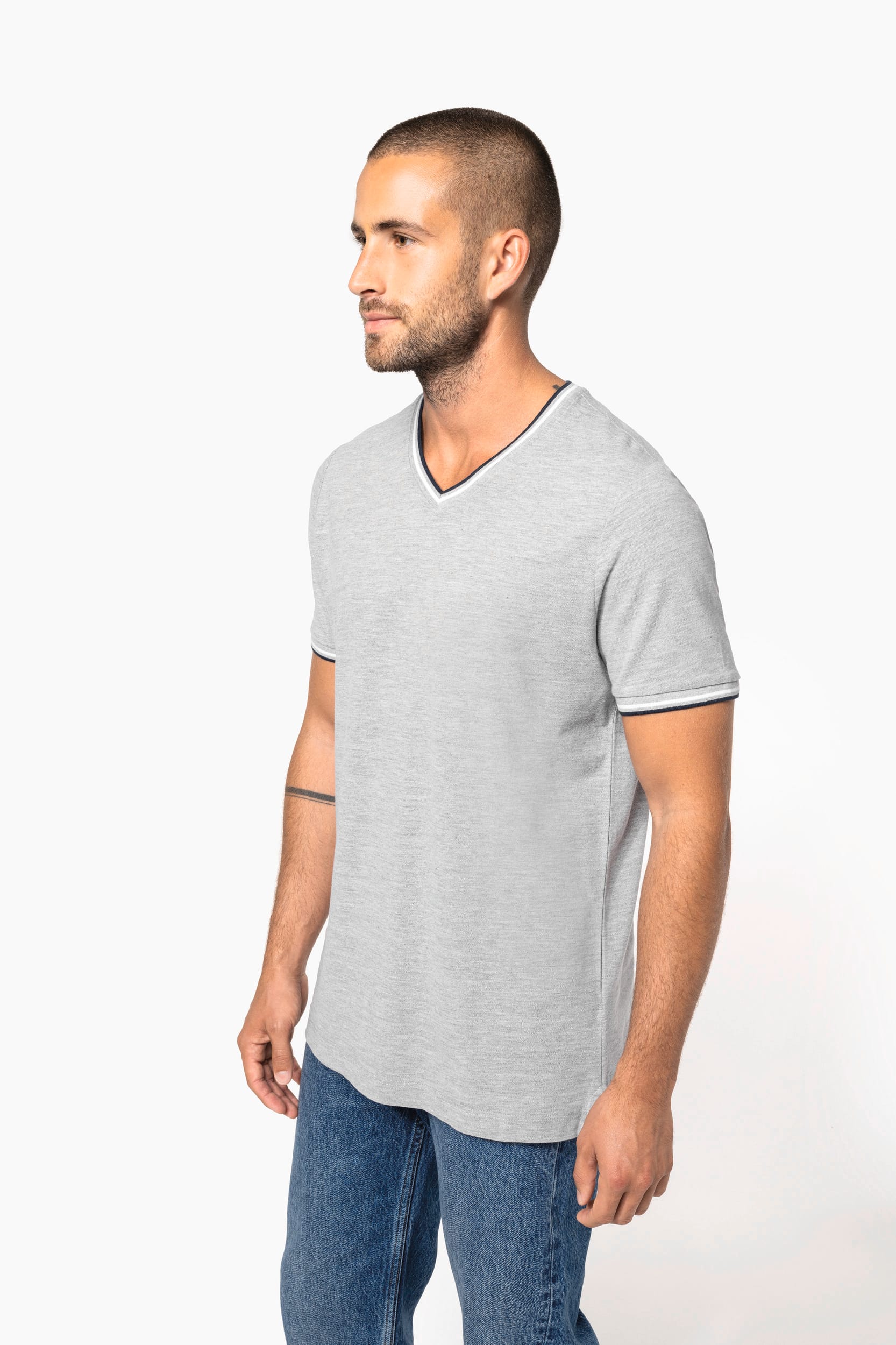 T-shirt maille piquée col V homme - Image 9