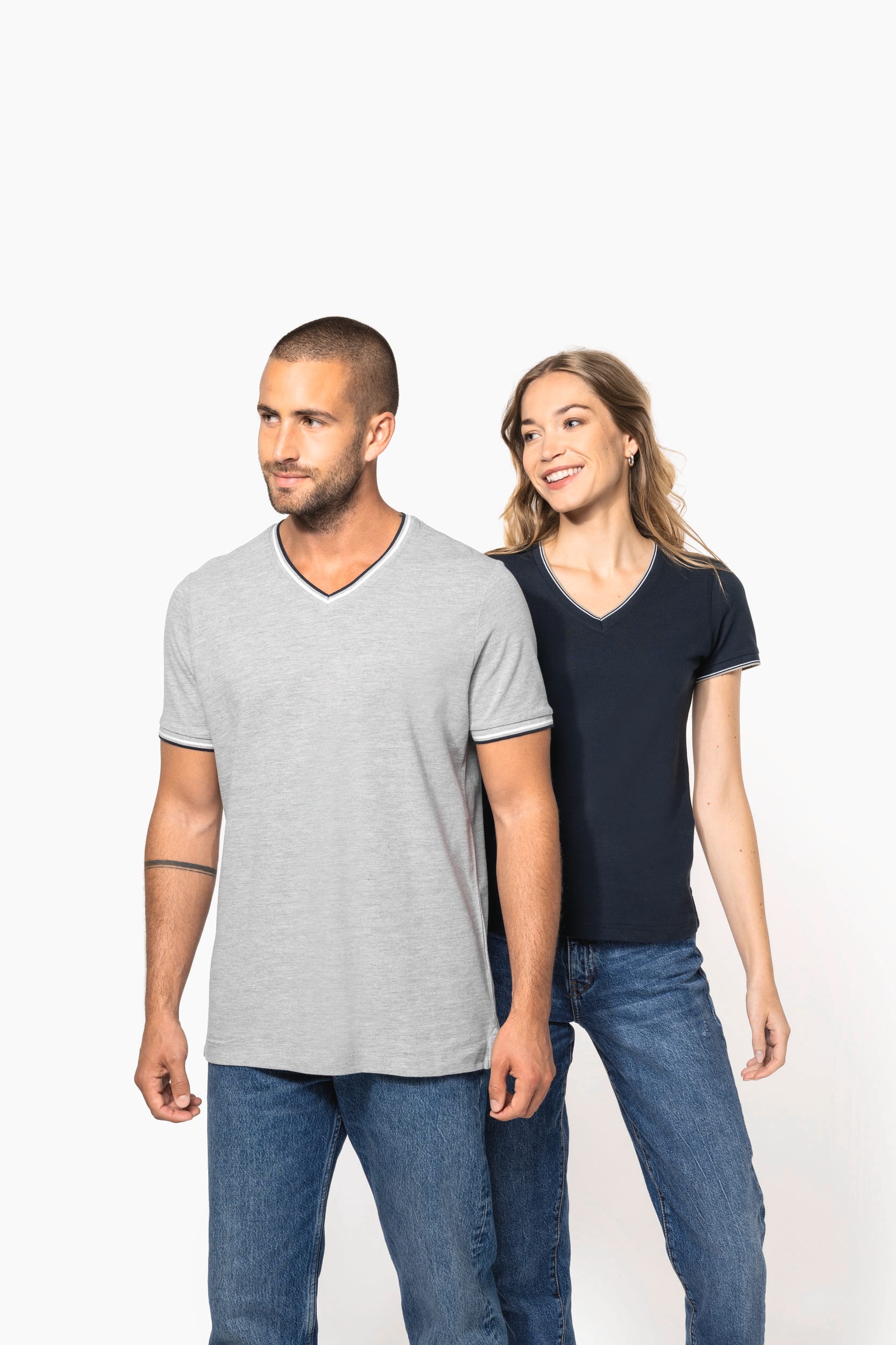 T-shirt maille piquée col V homme - Image 11