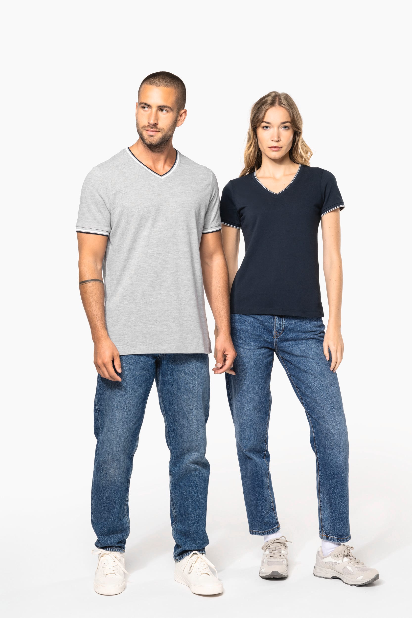 T-shirt maille piquée col V homme - Image 10