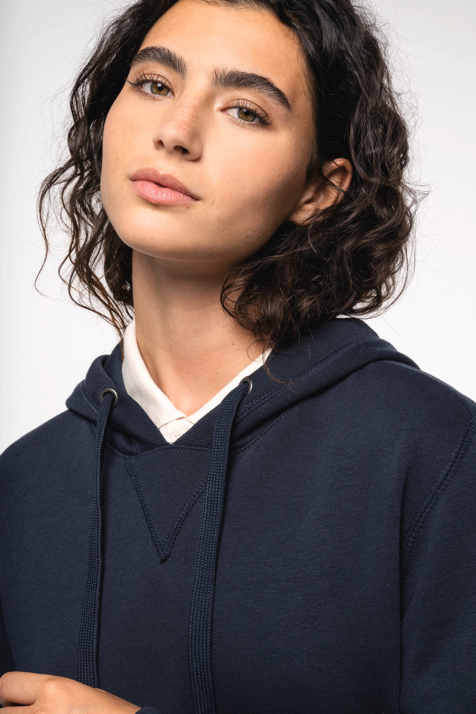 Sweat-shirt french terry écoresponsable à capuche unisexe - Image 7