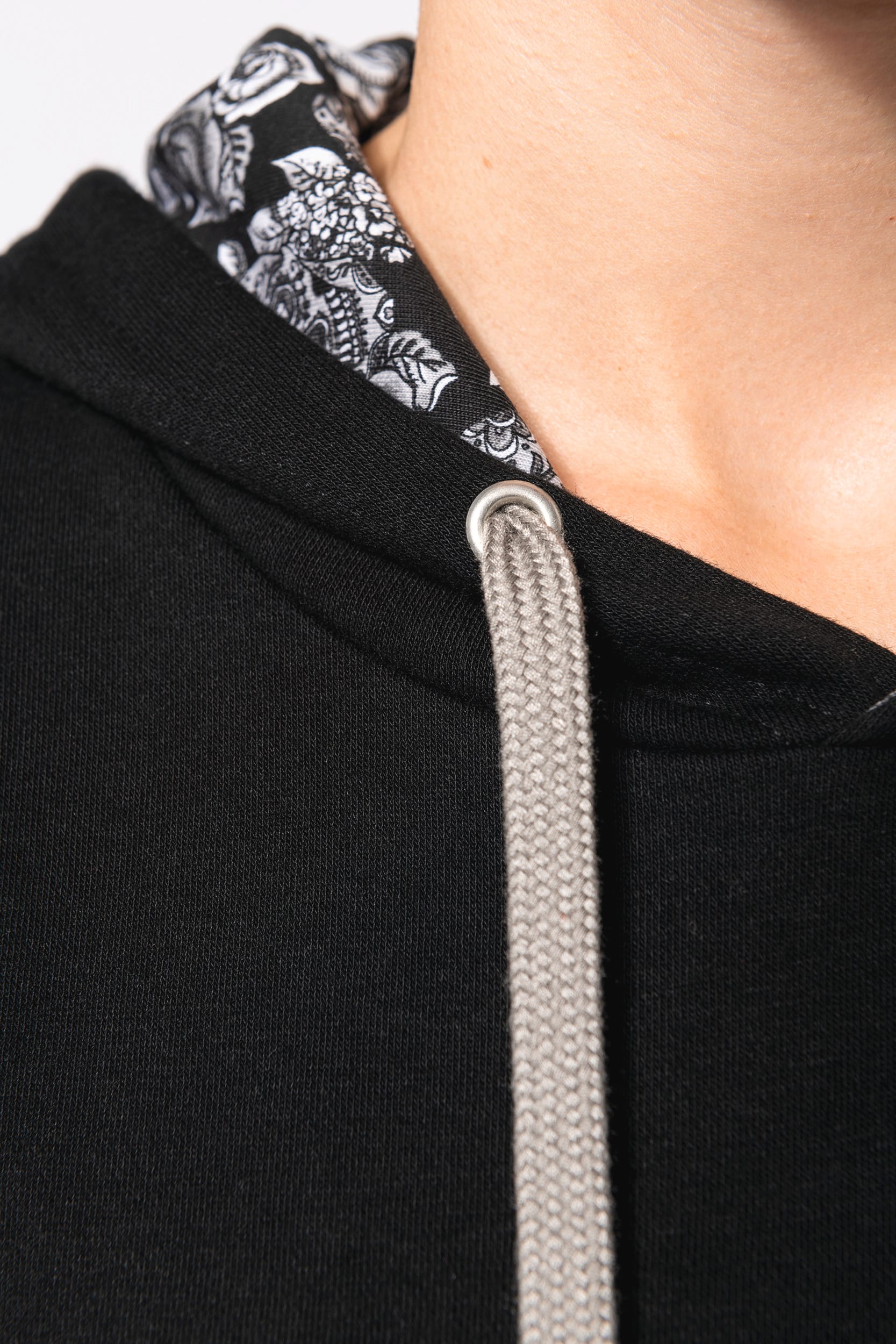 Sweat-shirt à capuche contrastée à motifs unisexe - Image 12