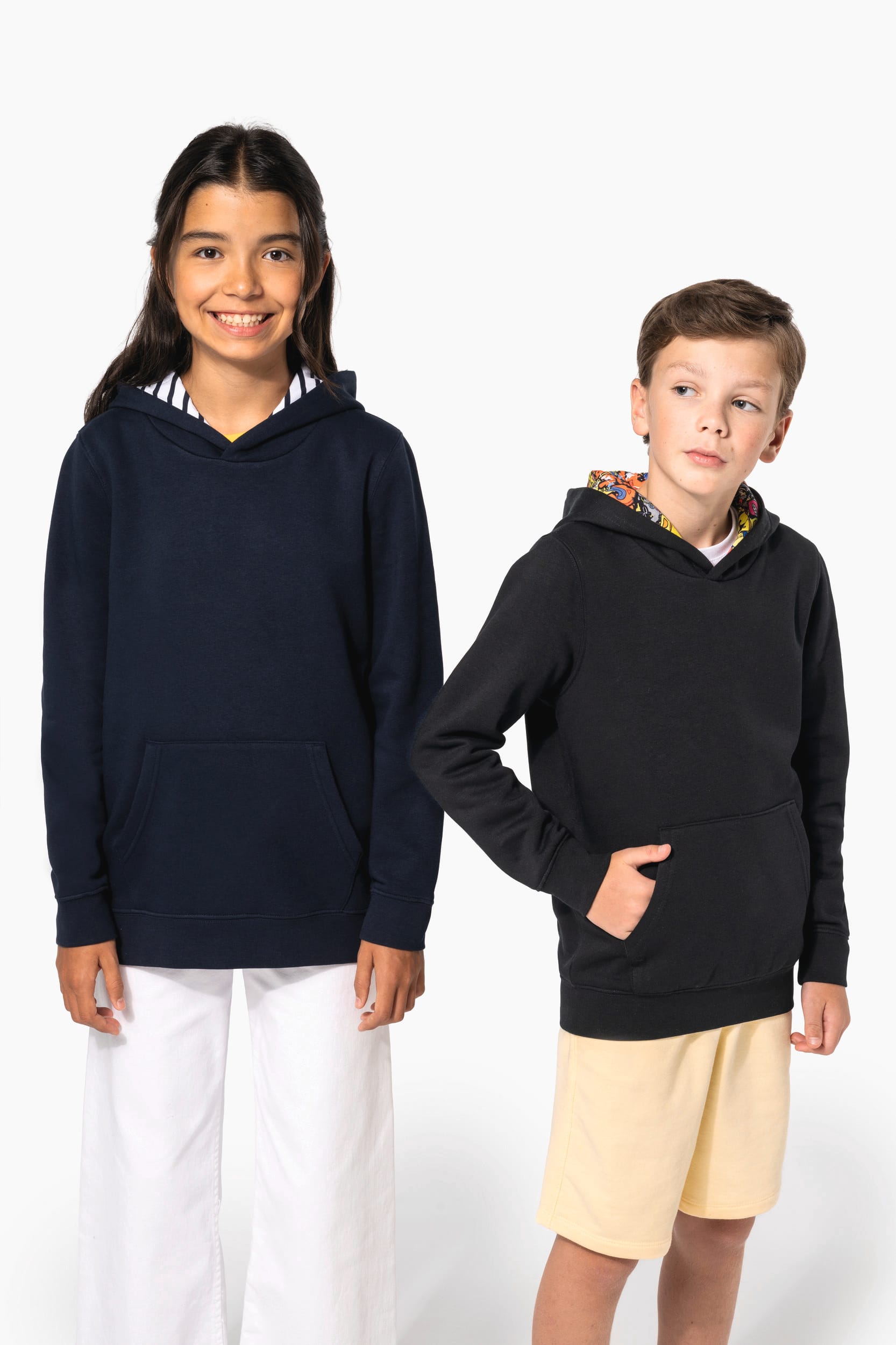 Sweat-shirt à capuche contrastée à motifs enfant unisexe - Image 14