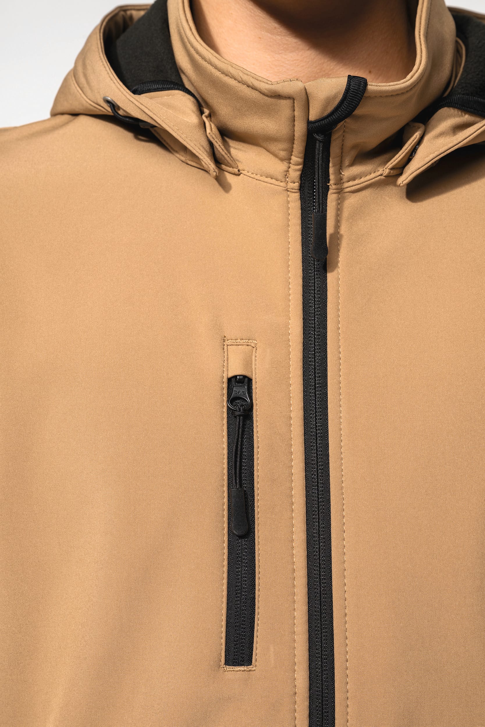 Blusão softshell 3 camadas com capuz e mangas amovíveis unissexo