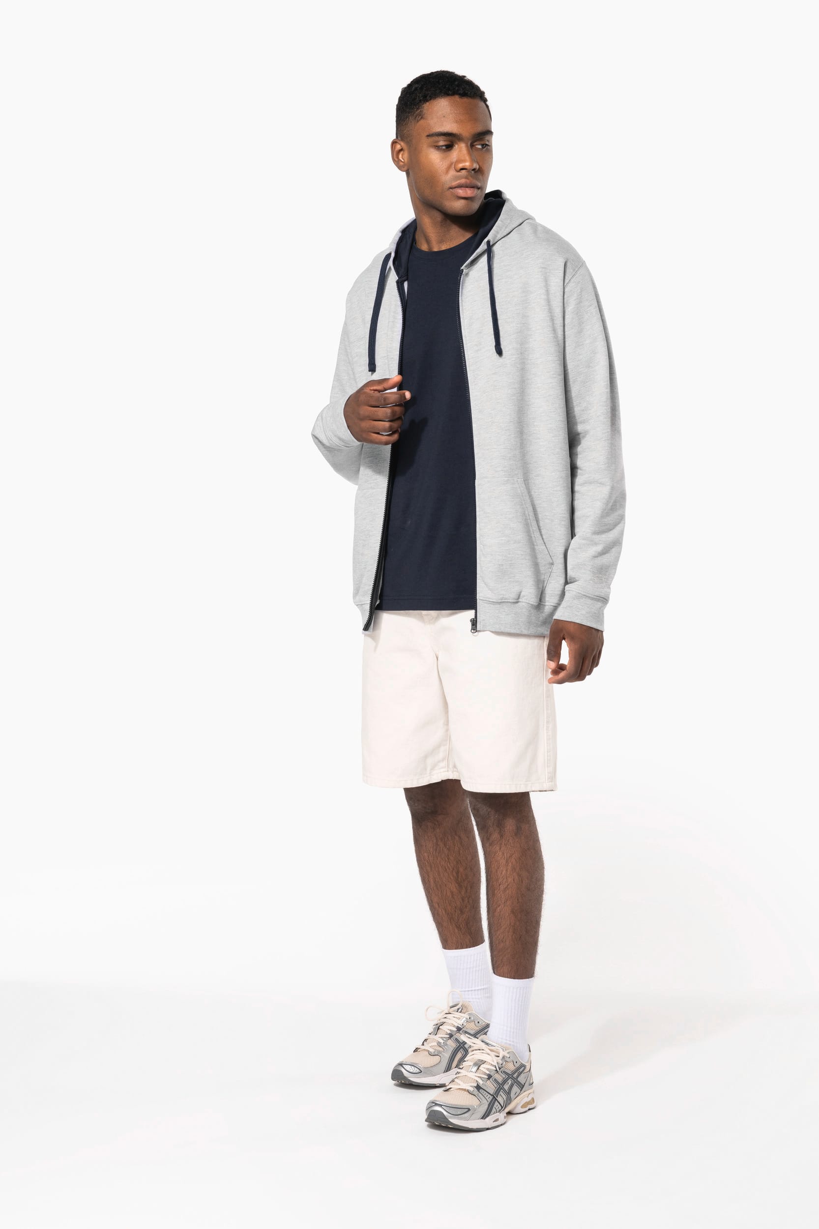 Sweat-shirt zippé capuche contrastée - Image 11