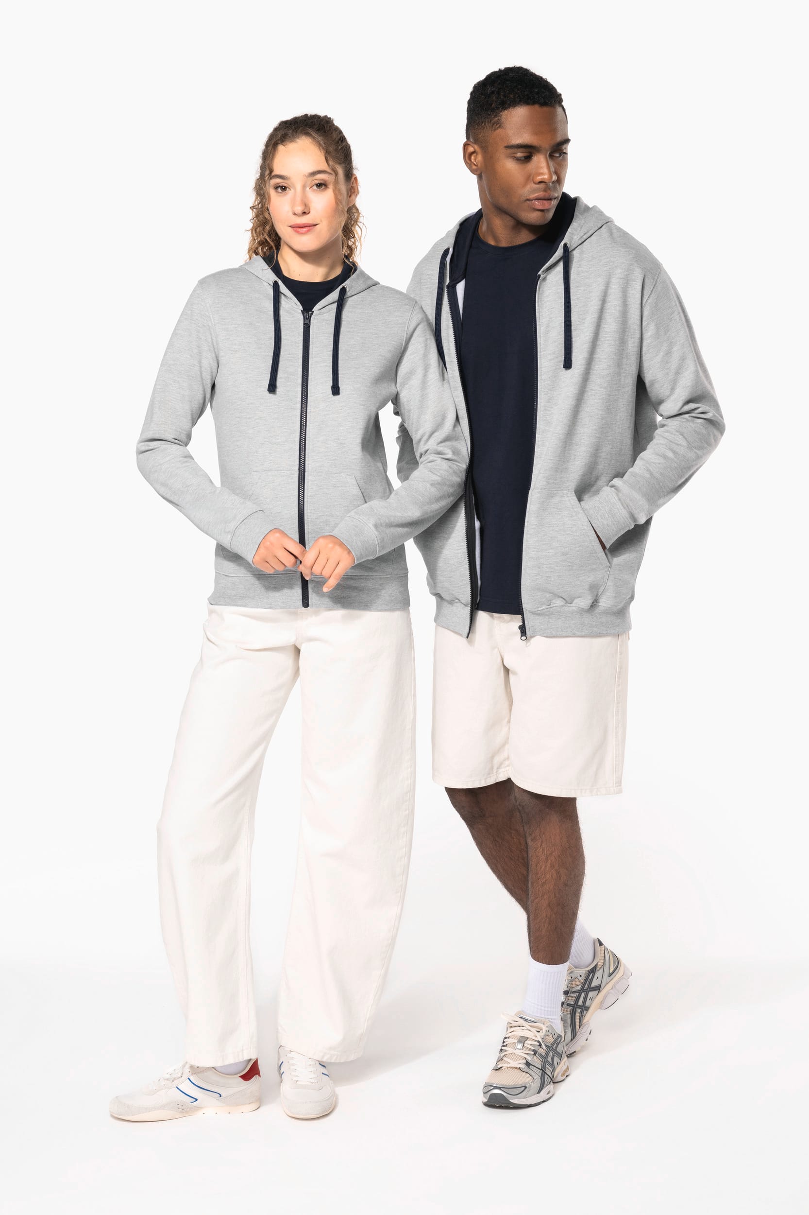 Sweat-shirt zippé capuche contrastée - Image 10