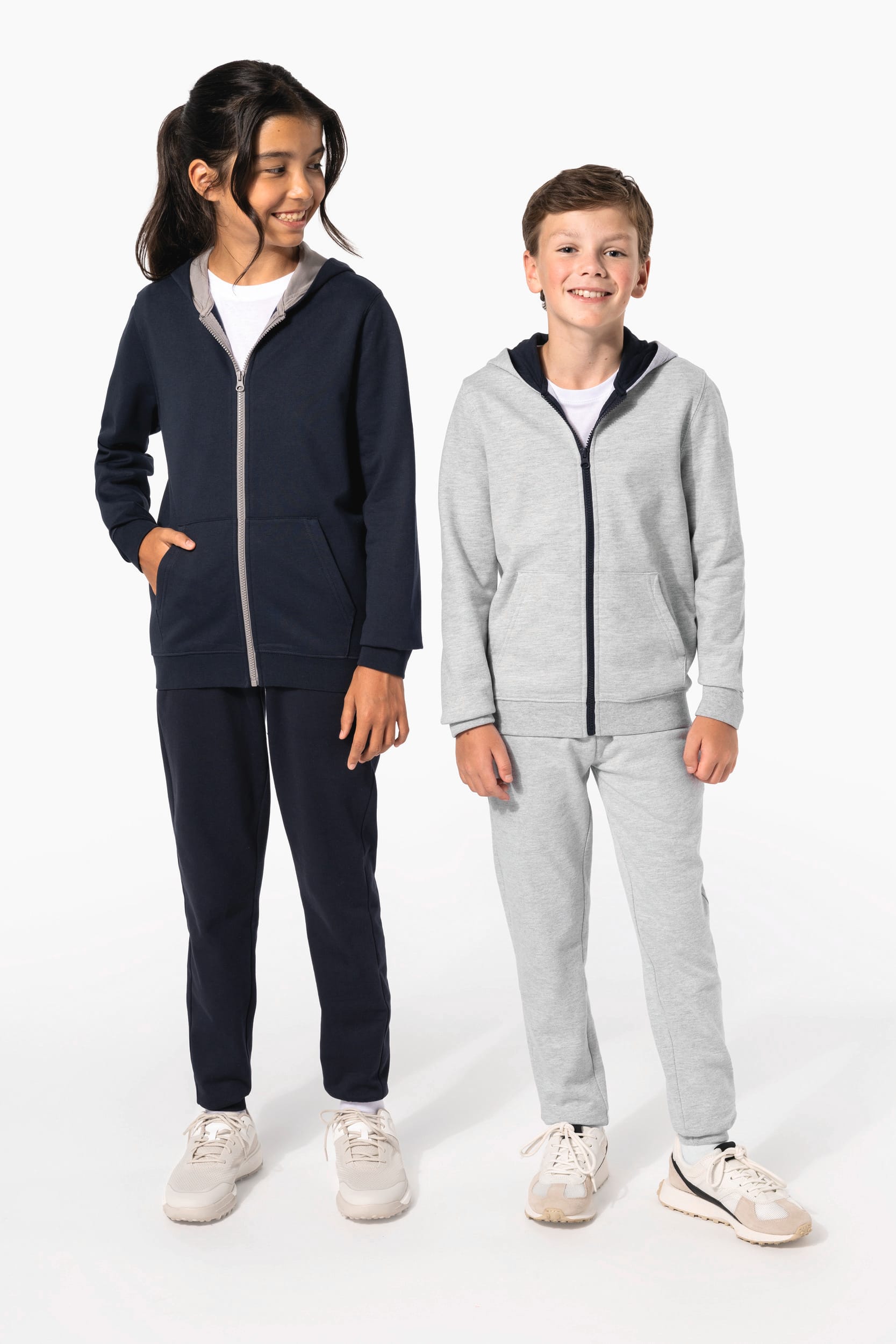 Sweat-shirt zippé capuche enfant