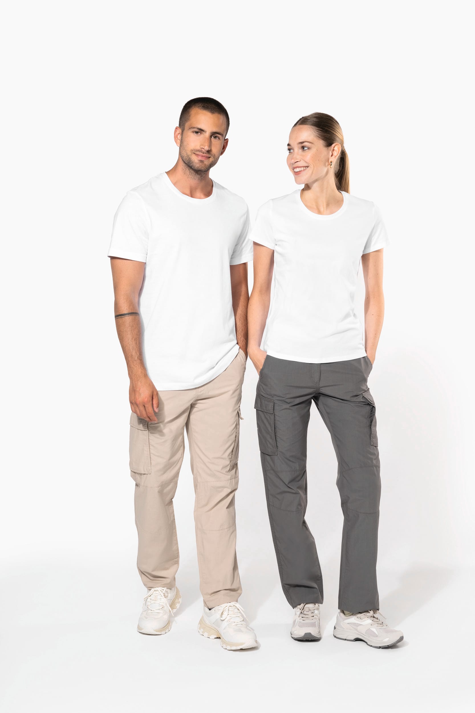 Calças leves multibolsos de senhora