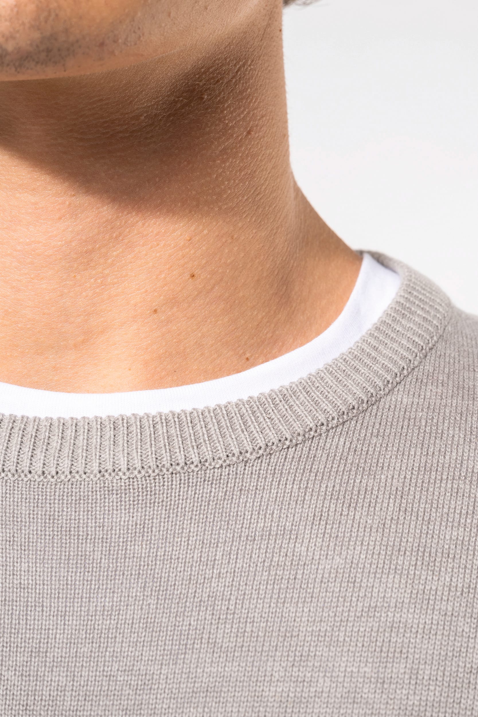 Camisola de homem decote redondo