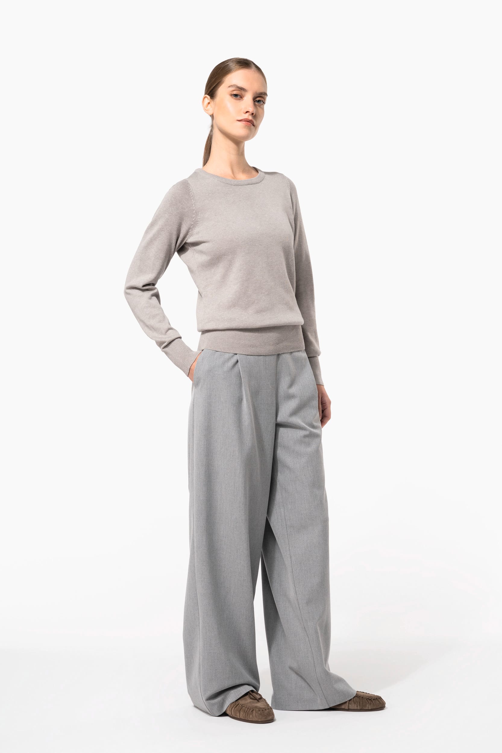 Camisola de senhora decote redondo