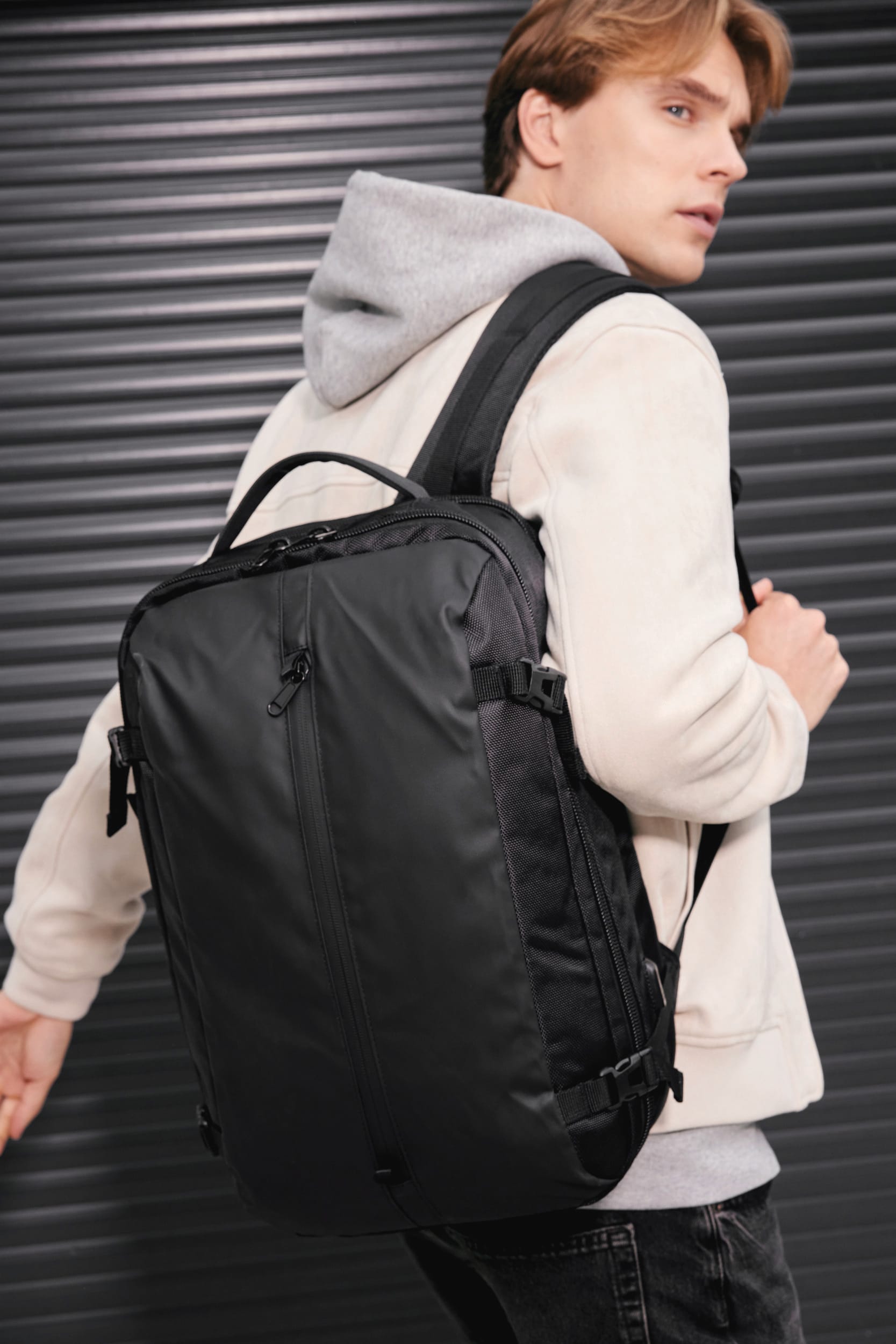 Mocihla business com suporte para computador