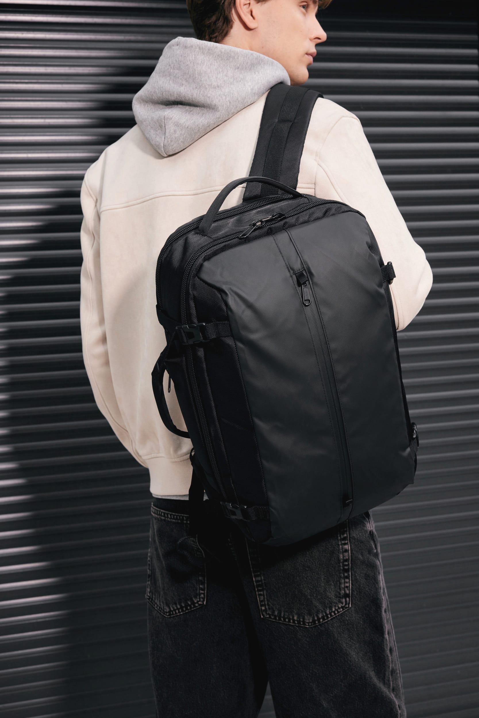 Mocihla business com suporte para computador