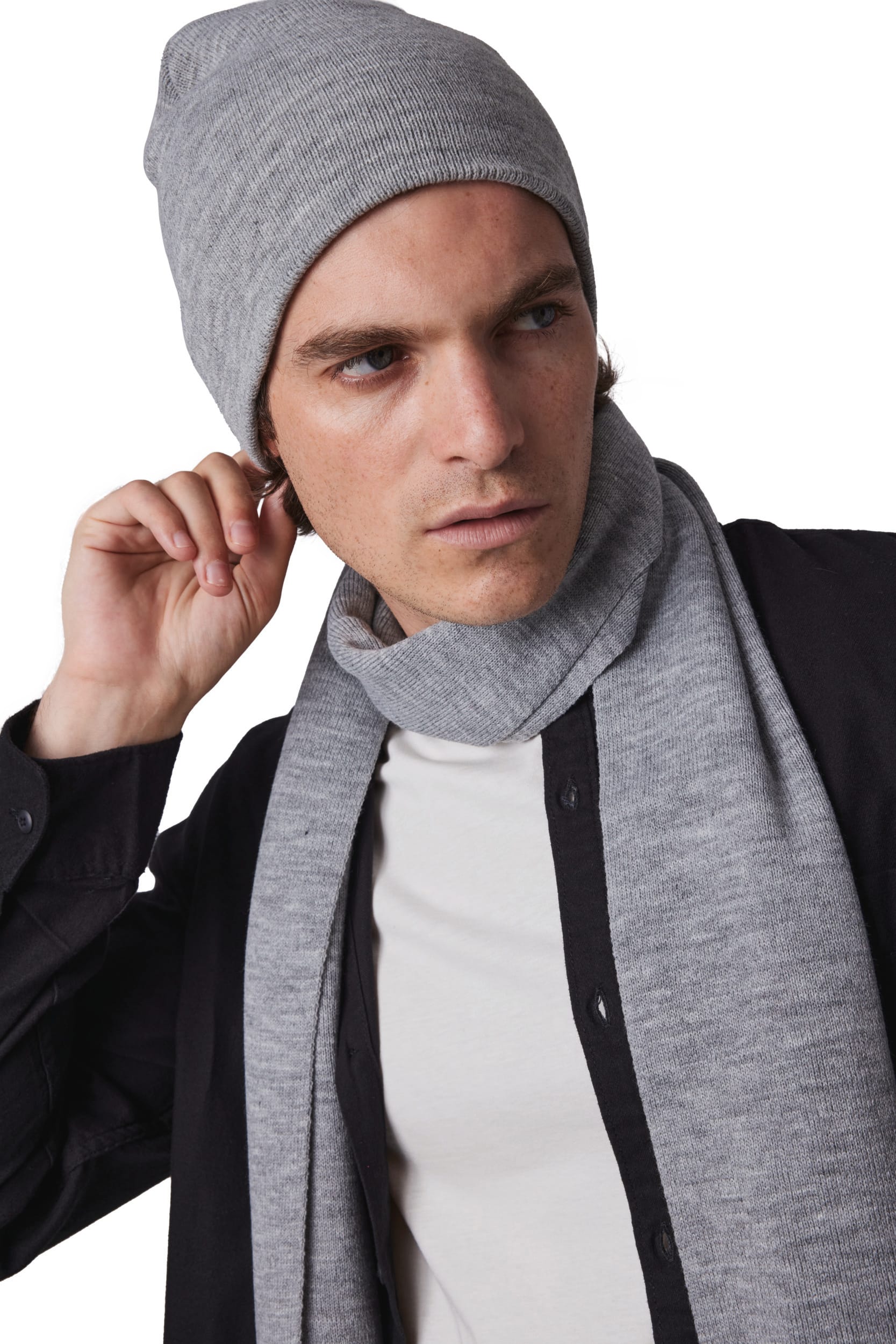 Bonnet en tricot - Image 1