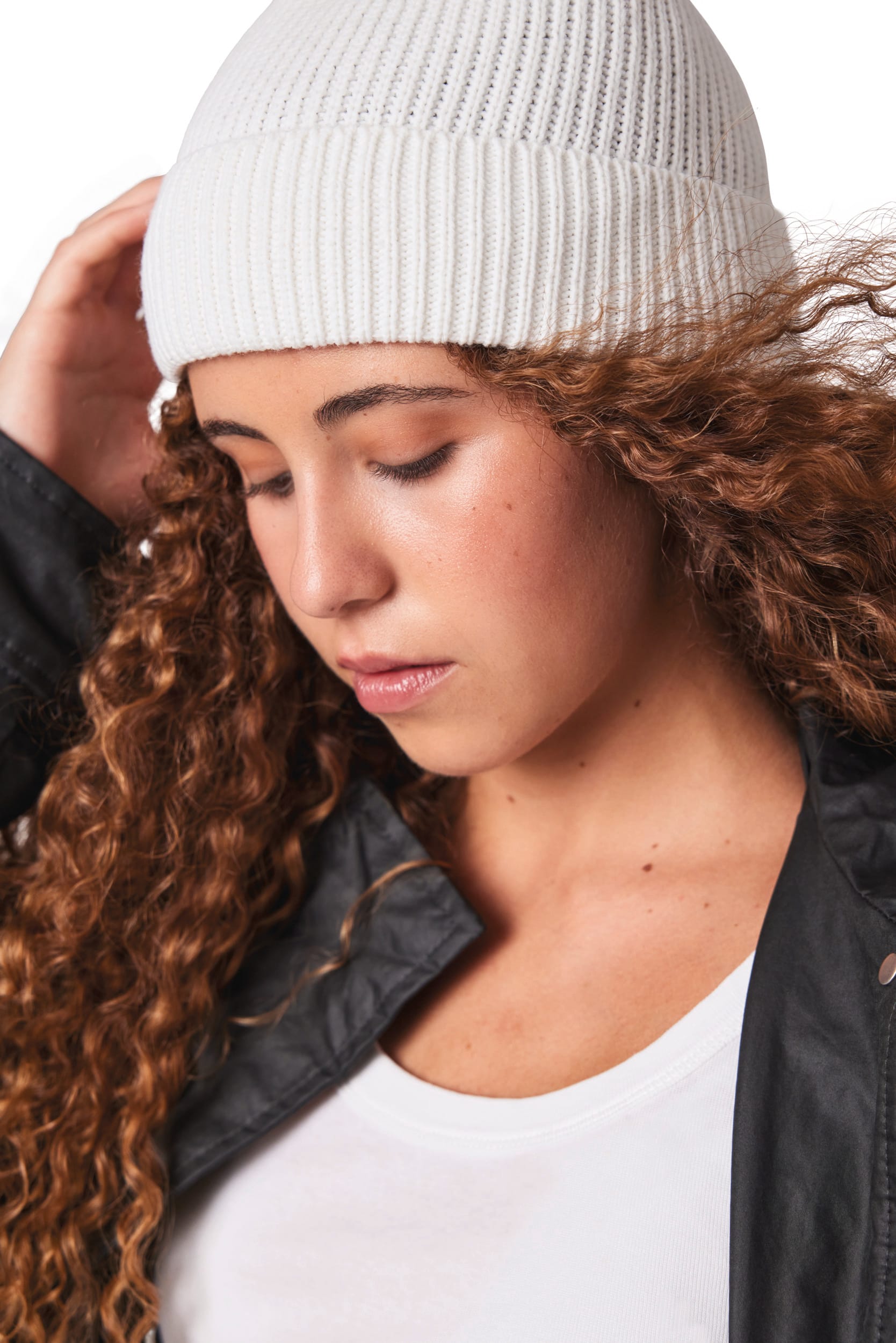 Bonnet côtelé avec revers - Image 7