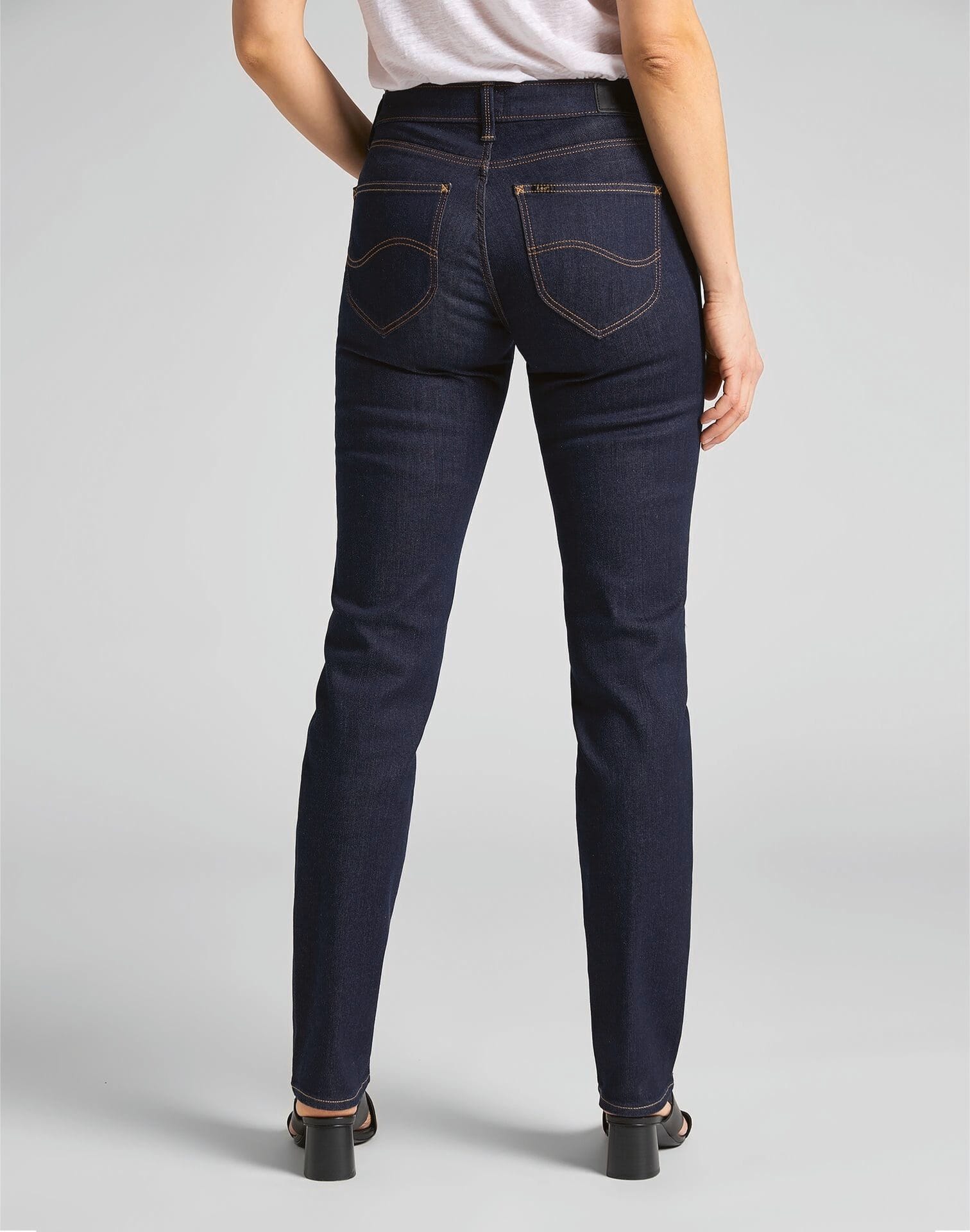 Marion Straight Women s Jeans Lee