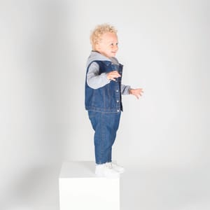 Jeansjasje met capuchon voor kinderen