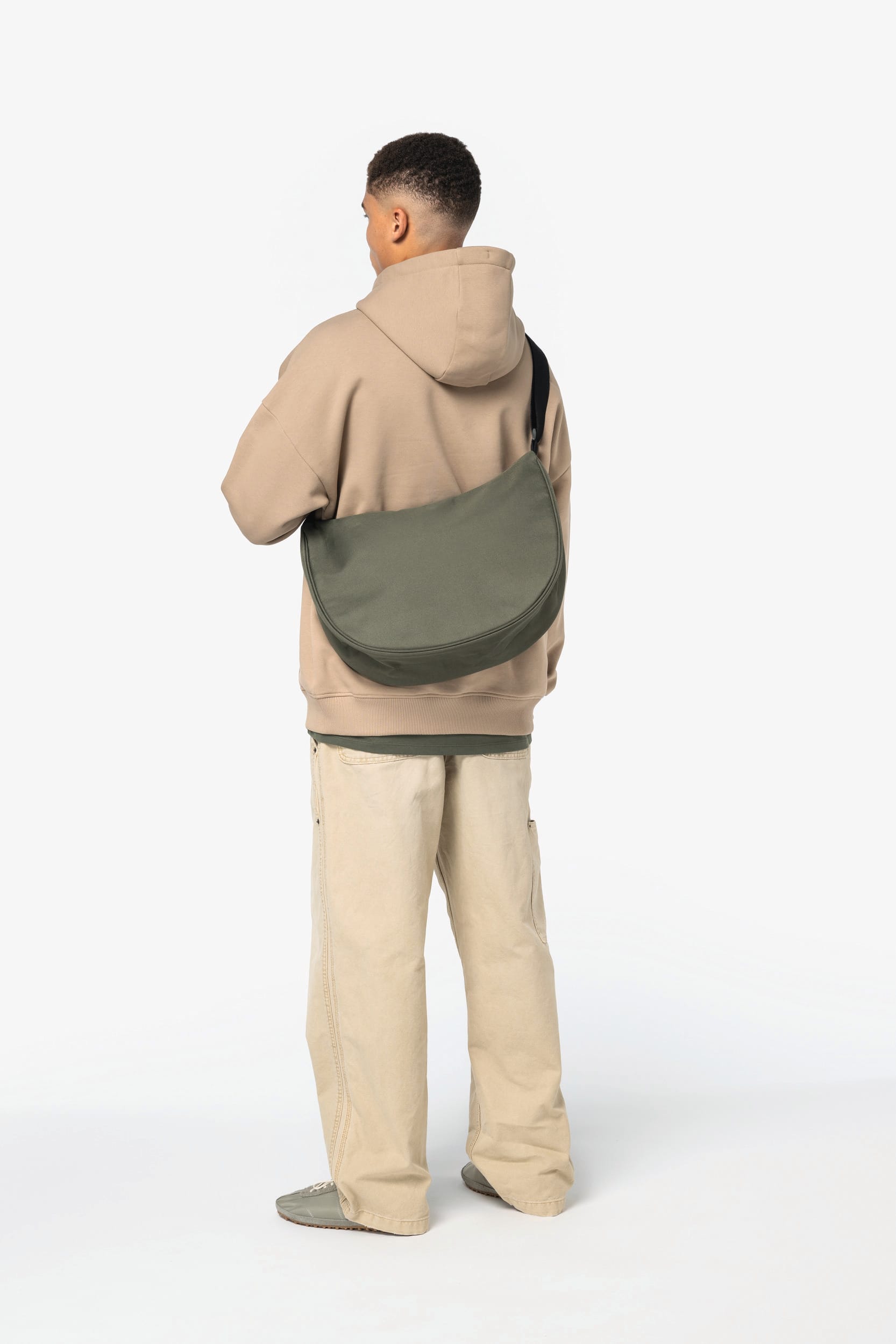 Sac bandoulière demi-lune écoresponsable