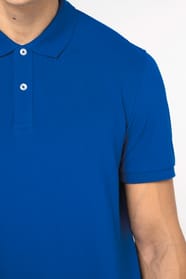Polo porté par un homme