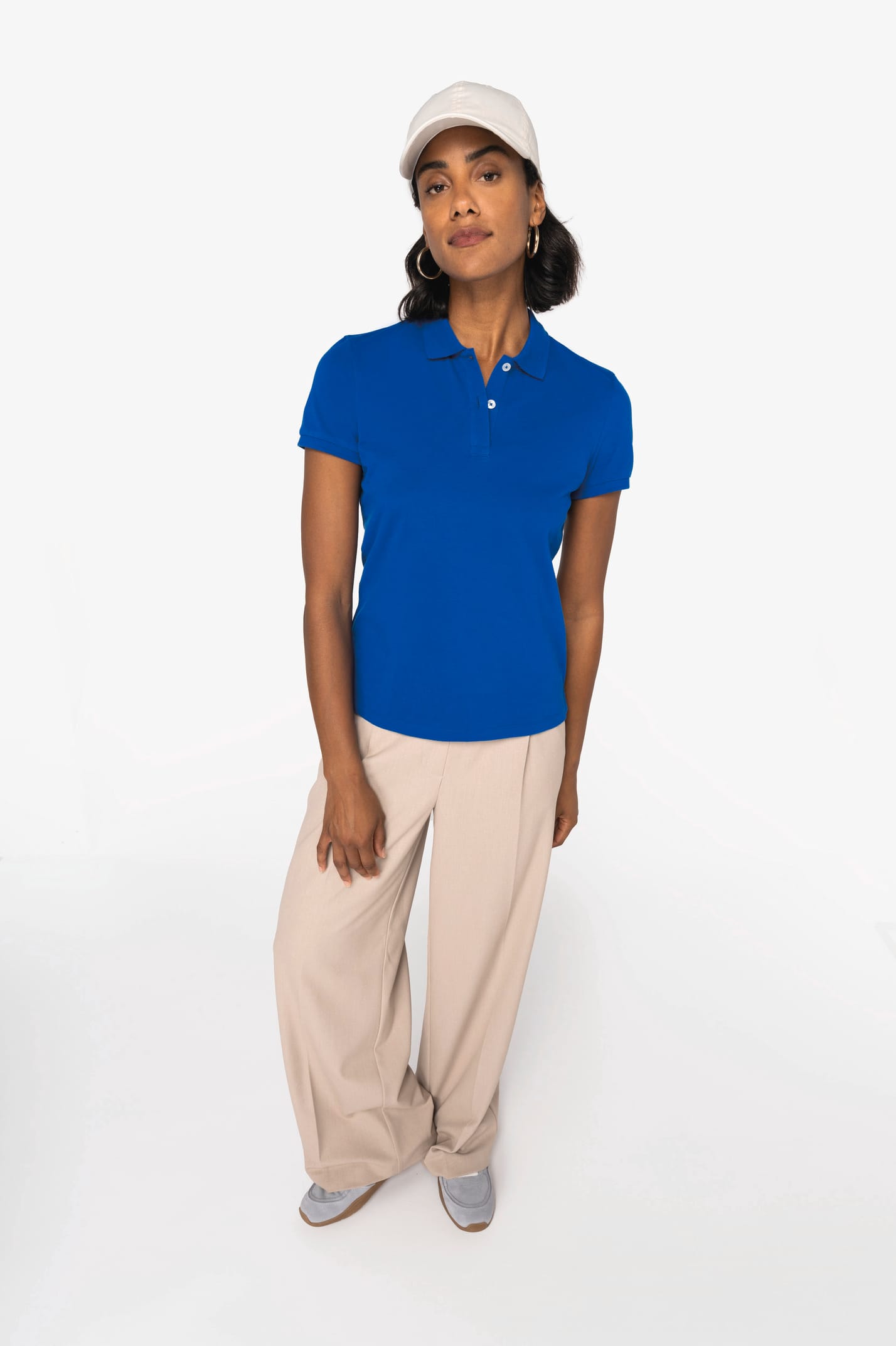 Polo porté par une femme