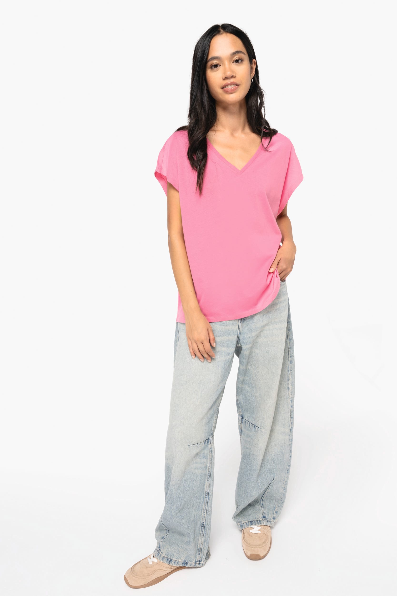 T-shirt écoresponsable loose à col V femme - Image 2