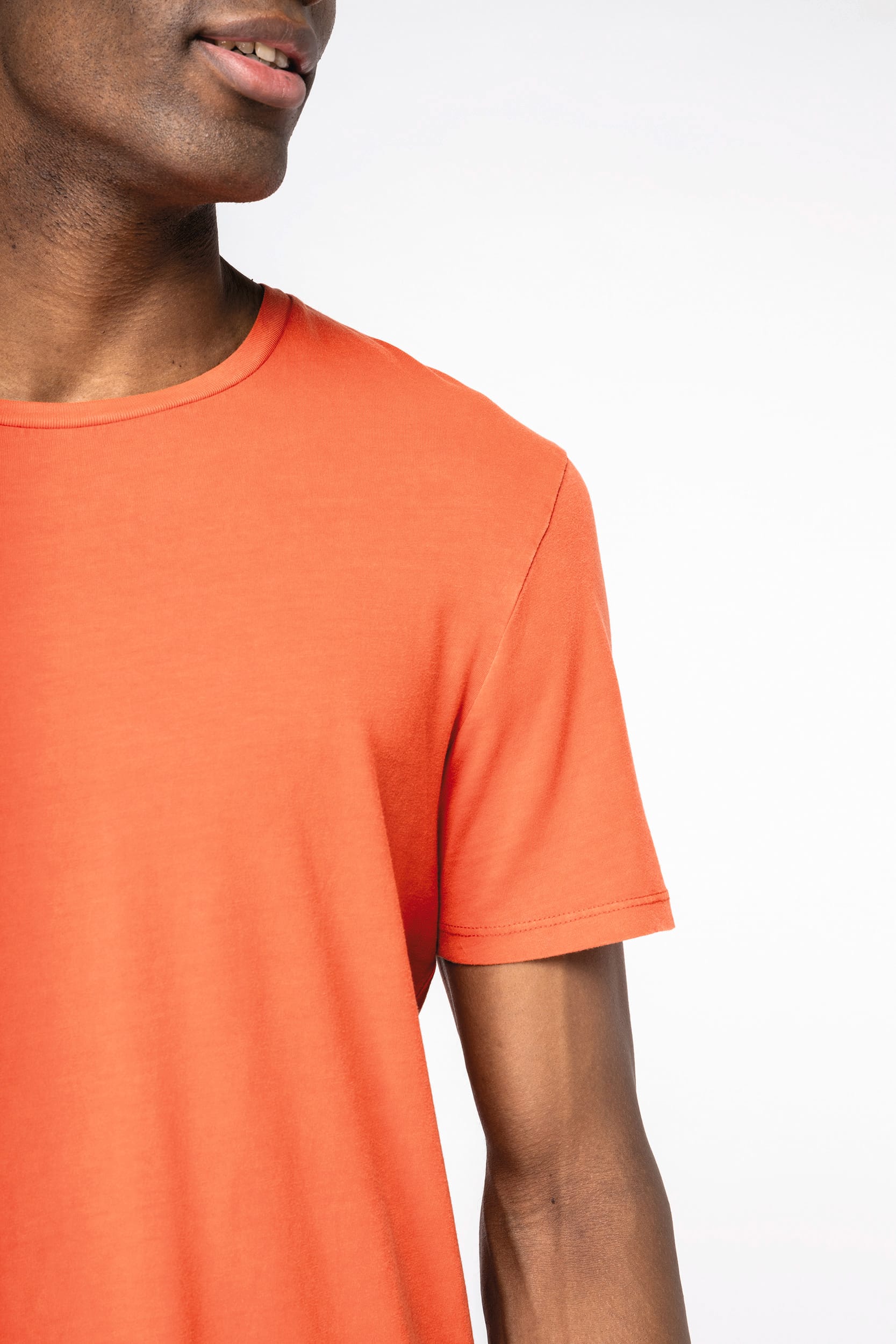 T-shirt écoresponsable délavé unisexe - Image 6