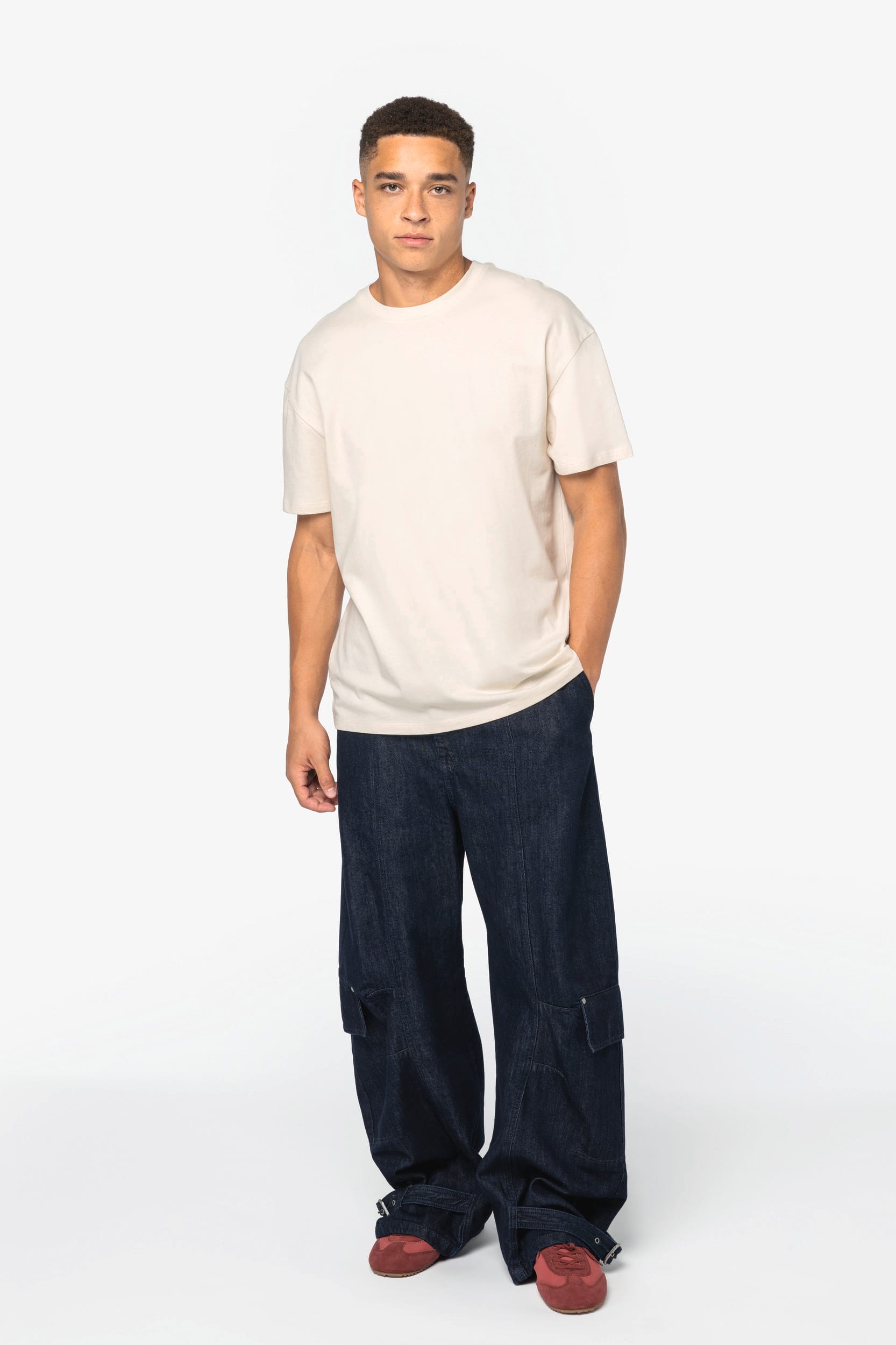 Camiseta ecorresponsable de hombros caídos unisex