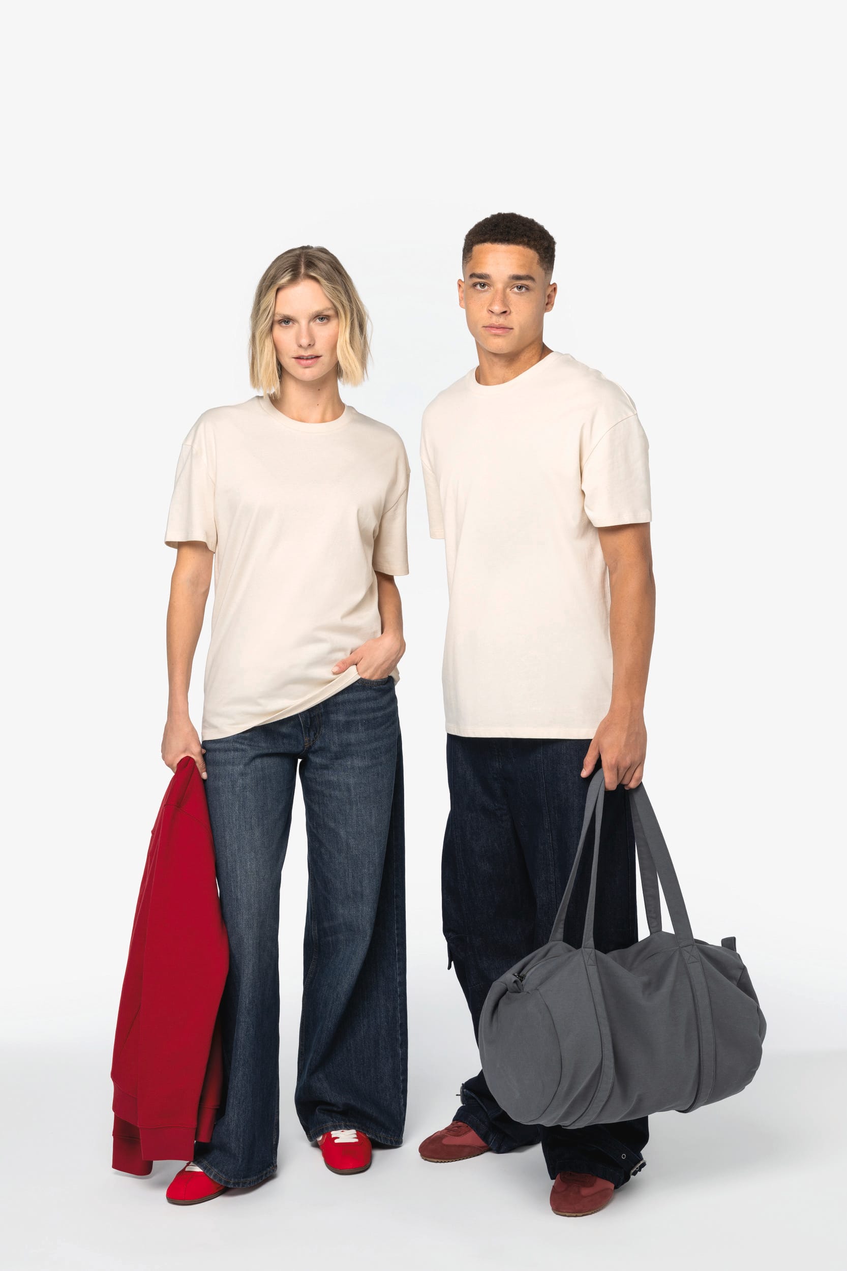Camiseta ecorresponsable de hombros caídos unisex
