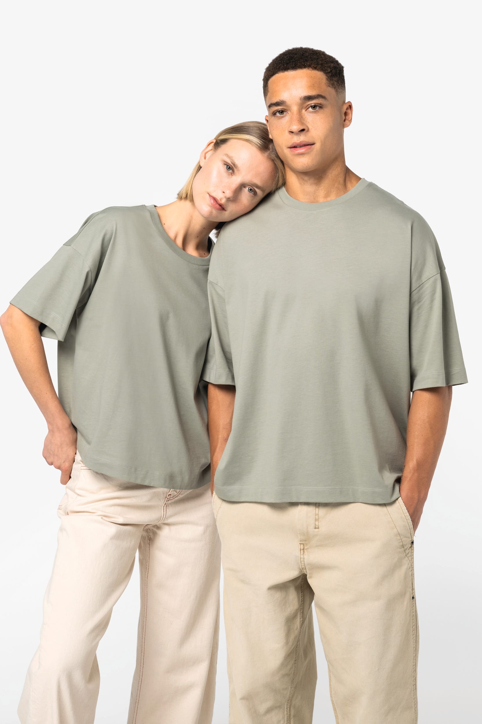 Camiseta sostenible de corte boxy con hombros caídos mujer