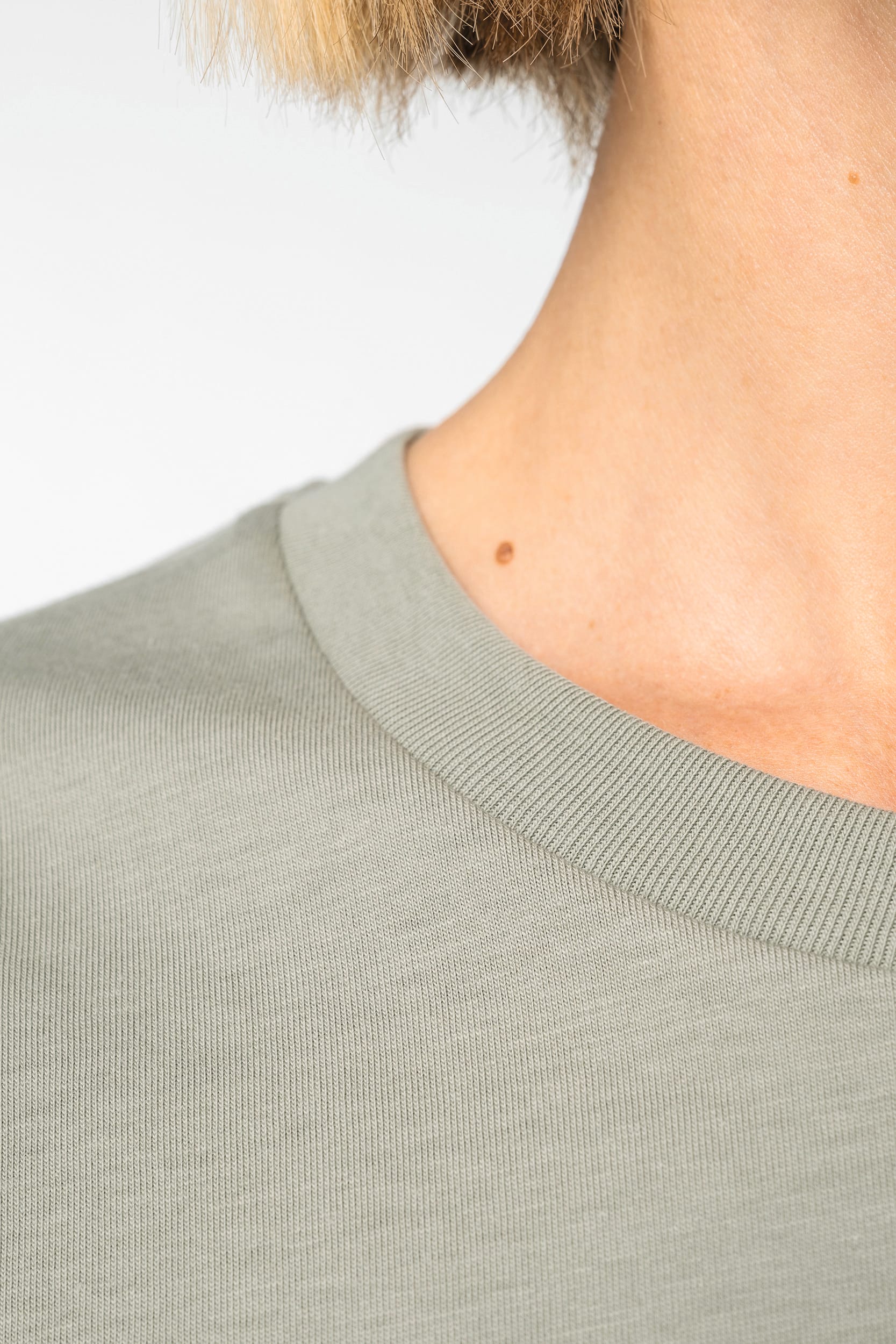 Camiseta sostenible de corte boxy con hombros caídos mujer