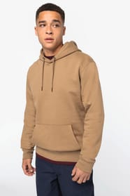Sweat Camel porté par un homme