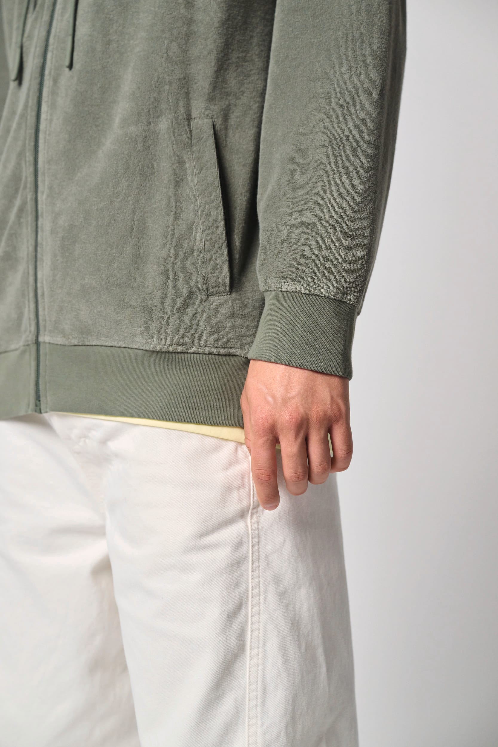 Sweat-shirt écoresponsable en éponge zippé à capuche homme - Image 6