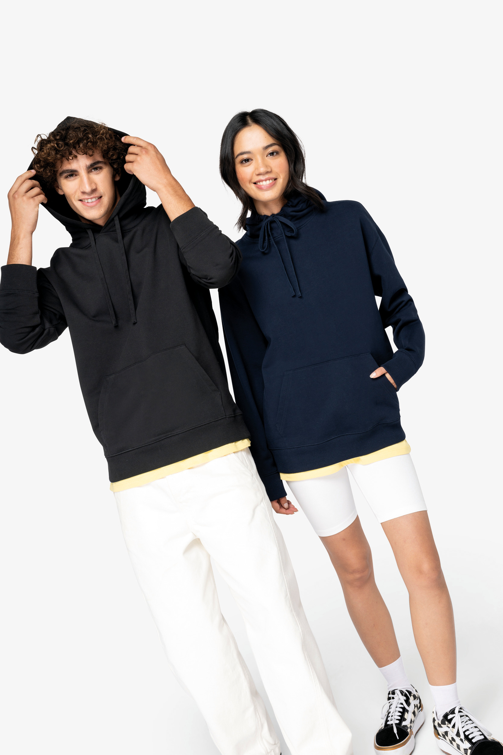 Ecologische uniseks sweater met capuchon en verlaagde schouders French Terry