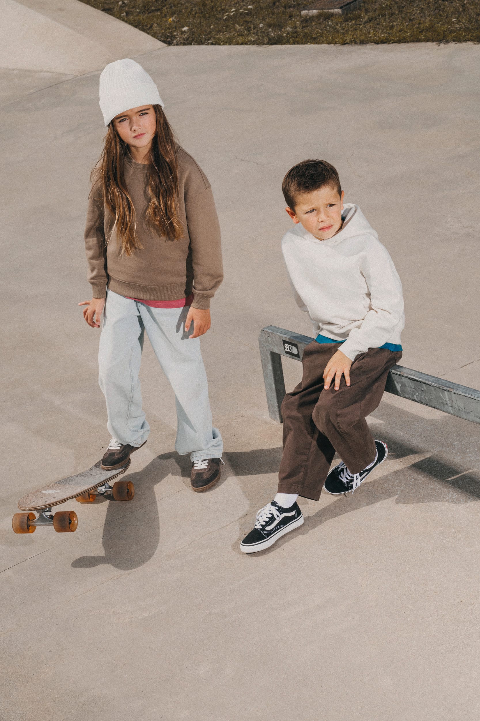 Sweat-shirt écoresponsable à col rond oversize enfant - Image 5