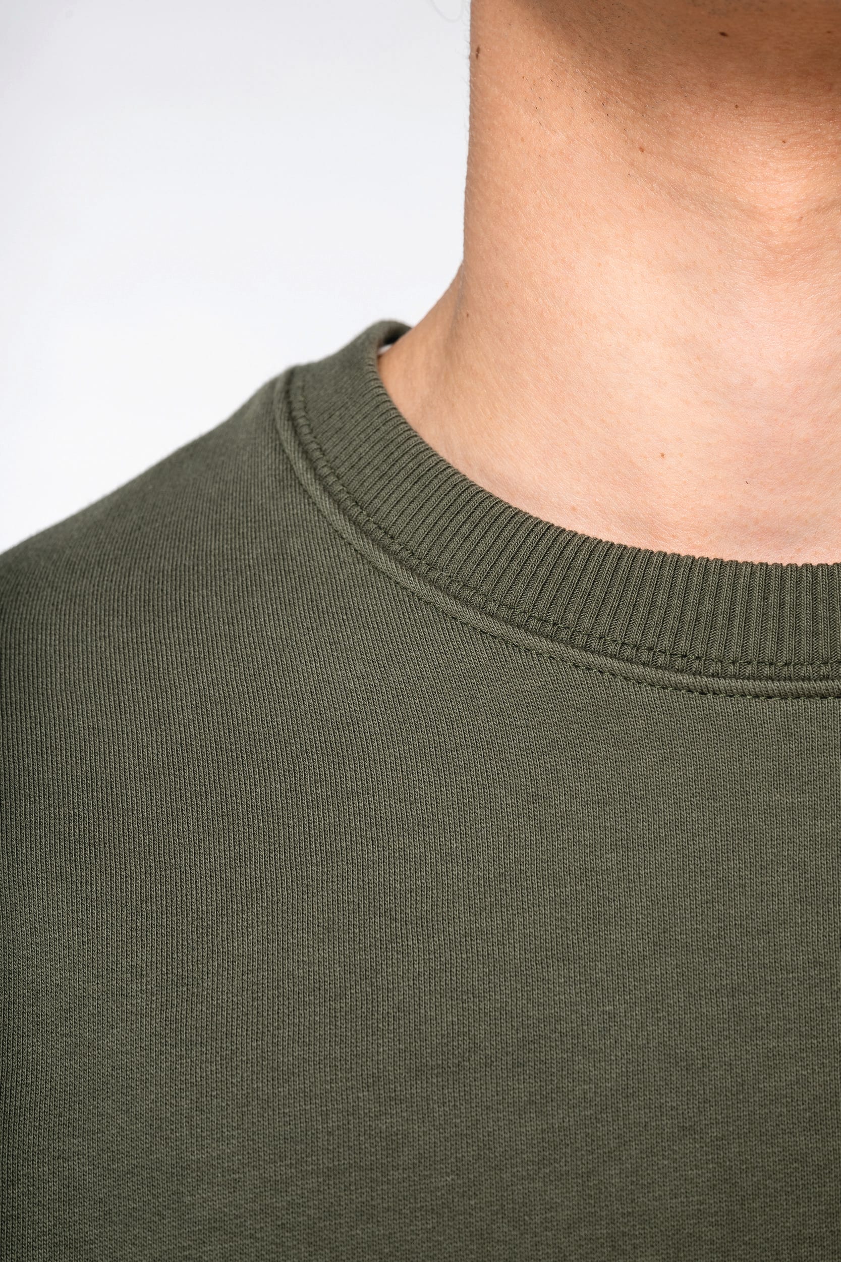 Sweat-shirt écoresponsable à col rond oversize unisexe - Image 7